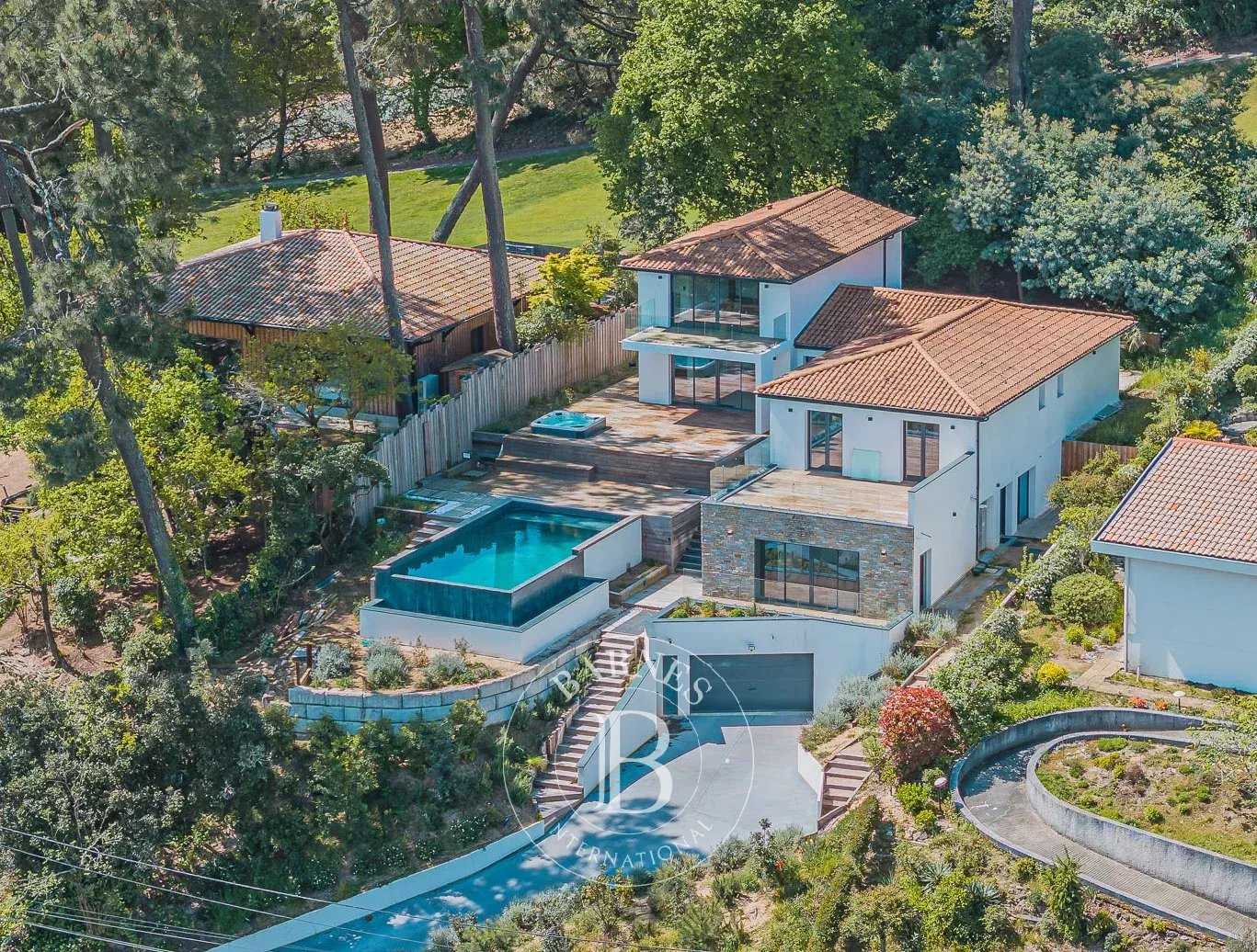La Teste-de-Buch  - Villa 6 Pi&egrave;ces 5 Chambres