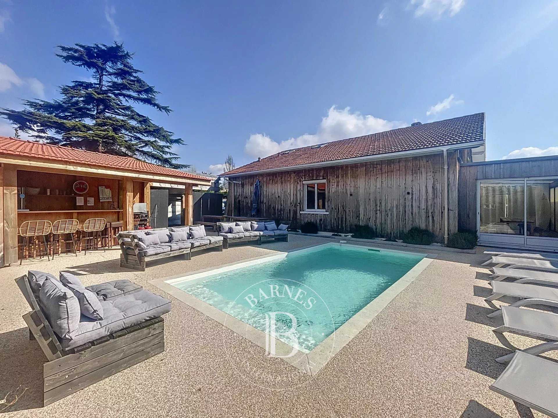 Gujan-Mestras  - House 6 Bedrooms