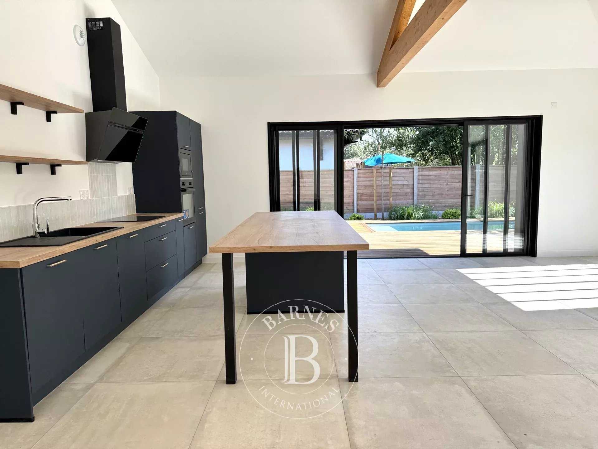 La Teste-de-Buch  - Maison 4 Pi&egrave;ces 3 Chambres