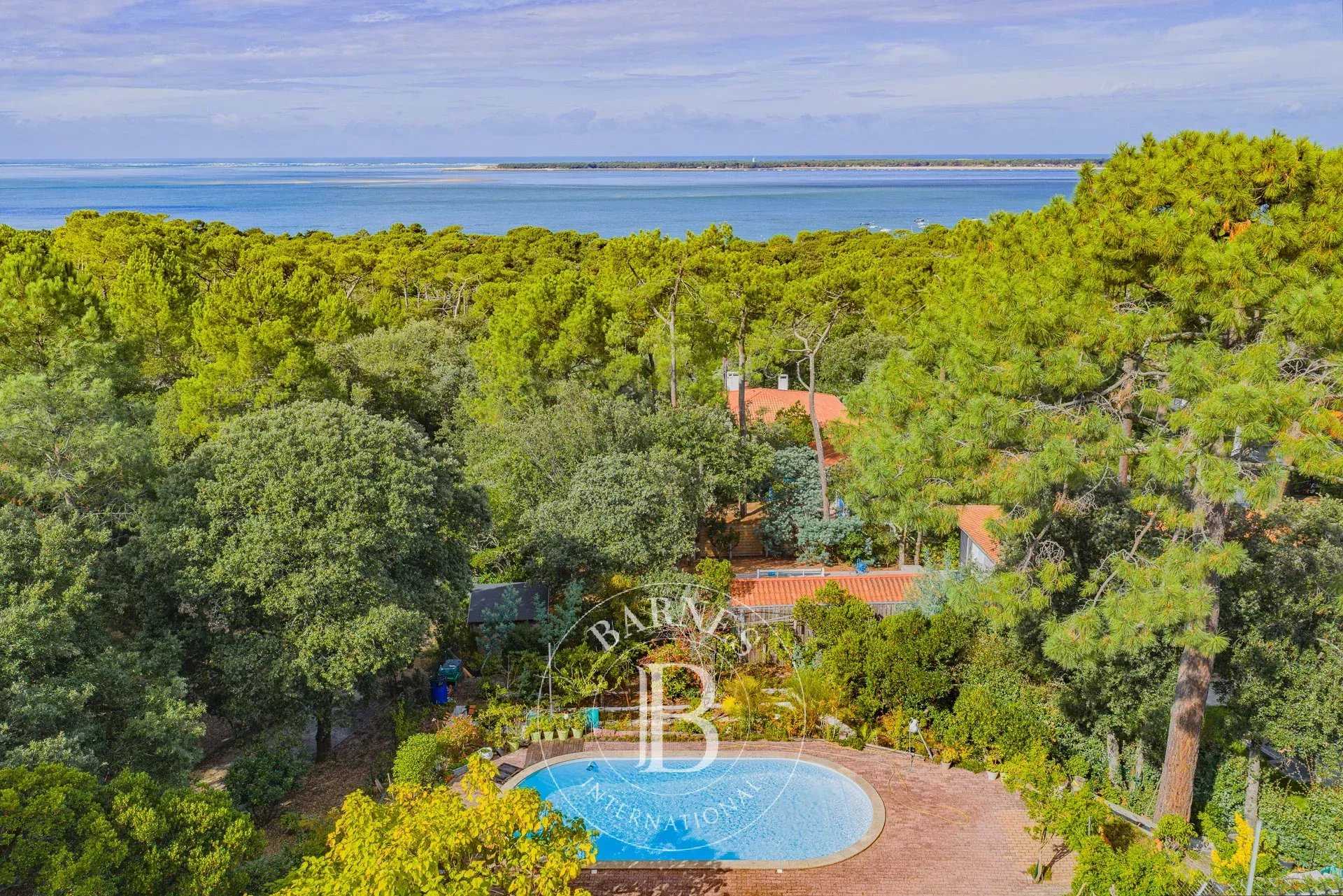 Pyla-sur-Mer  - Villa 8 Pi&egrave;ces 5 Chambres