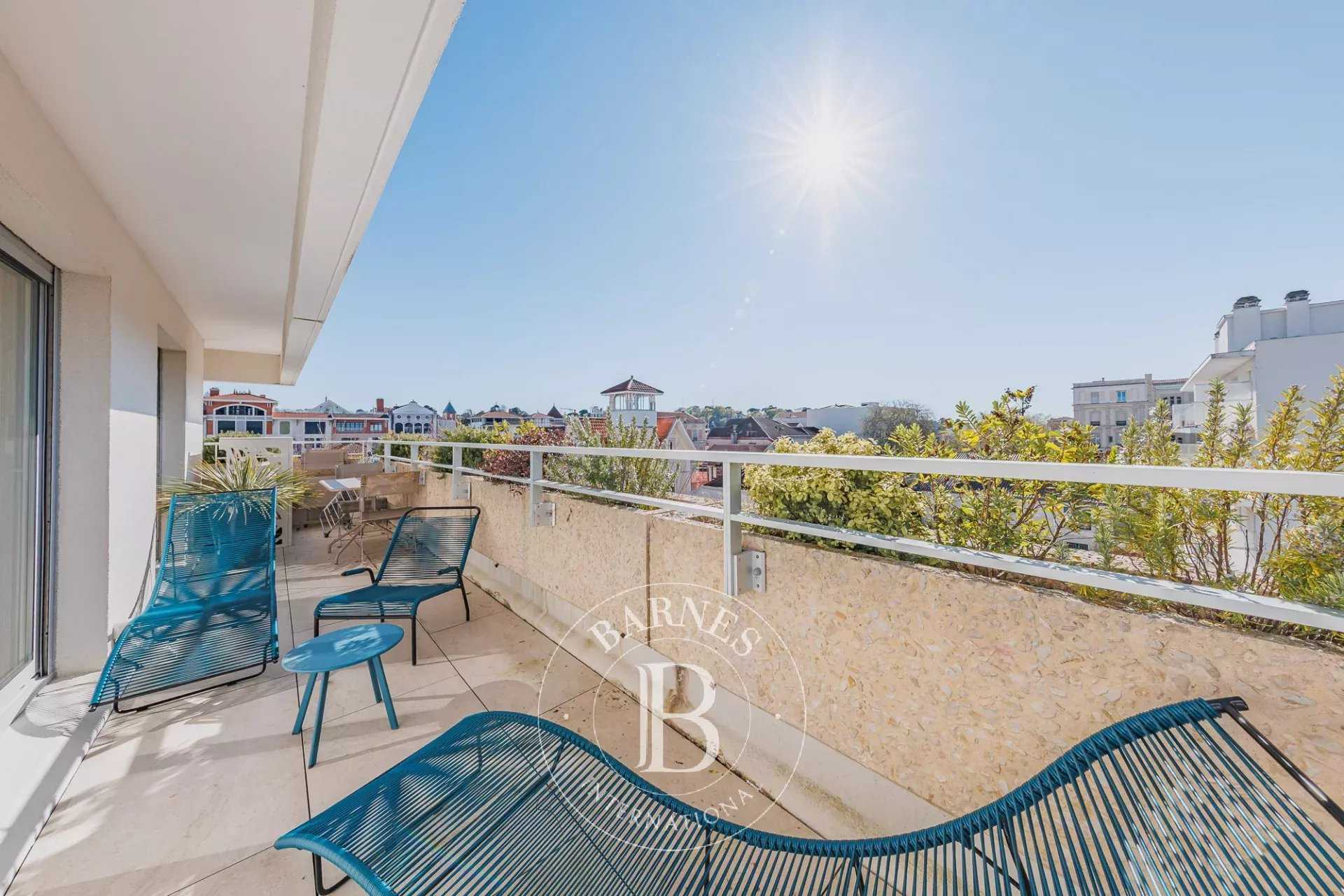 Arcachon  - Appartement 3 Pi&egrave;ces 2 Chambres