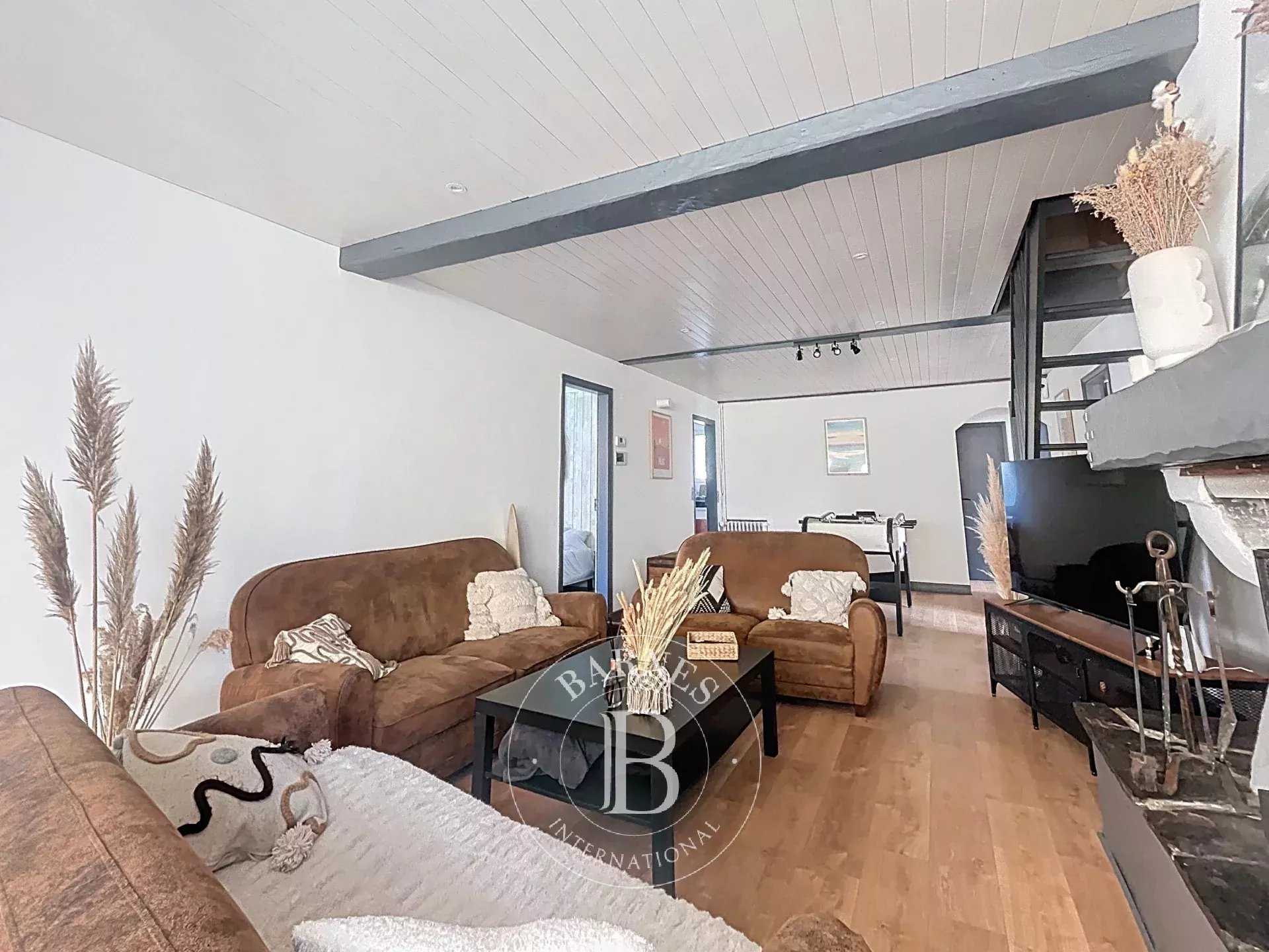 Gujan-Mestras  - House 6 Bedrooms