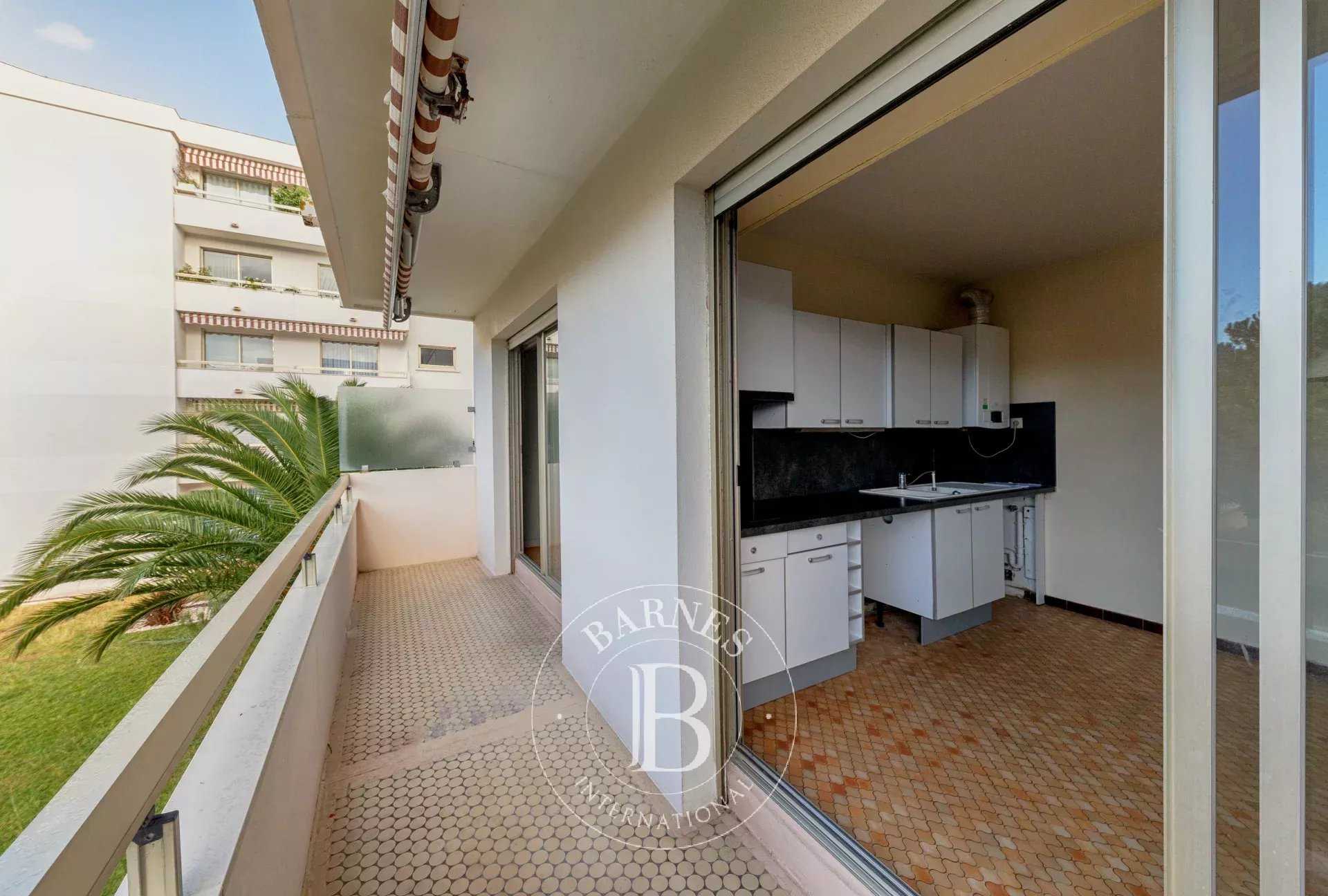 Arcachon  - Appartement 3 Pi&egrave;ces 2 Chambres