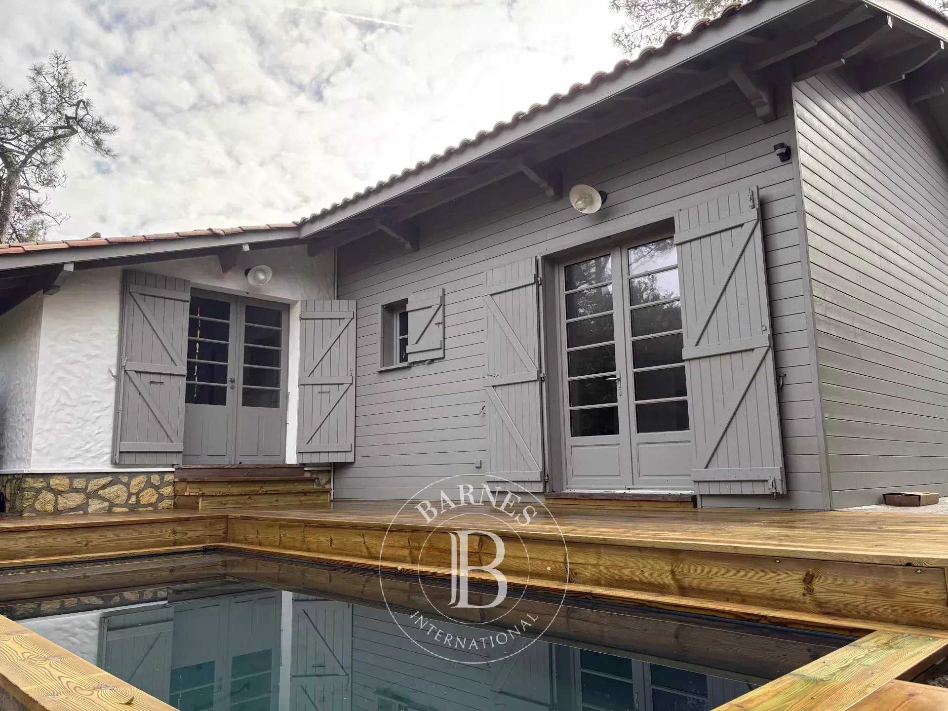 Villa Cap-Ferret - Ref 83700114