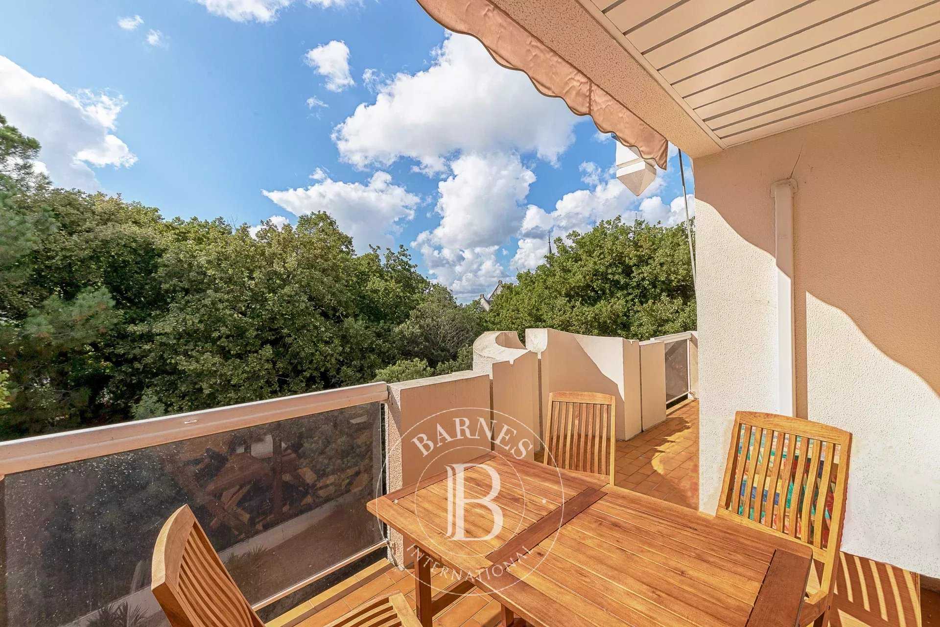 Piso Arcachon  -  ref 83207453 (picture 2)