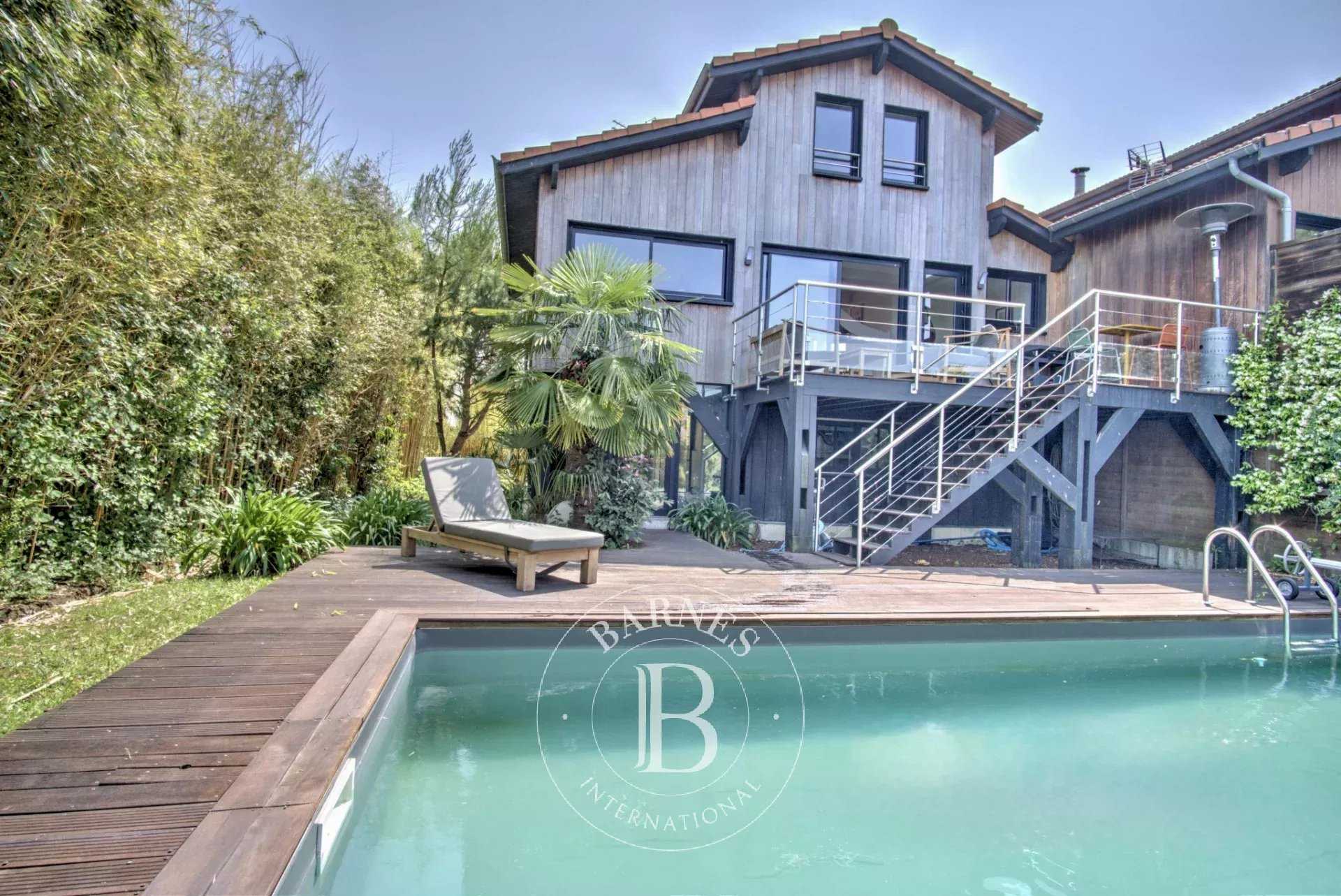 Villa Gujan-Mestras  -  ref 8102583 (picture 2)
