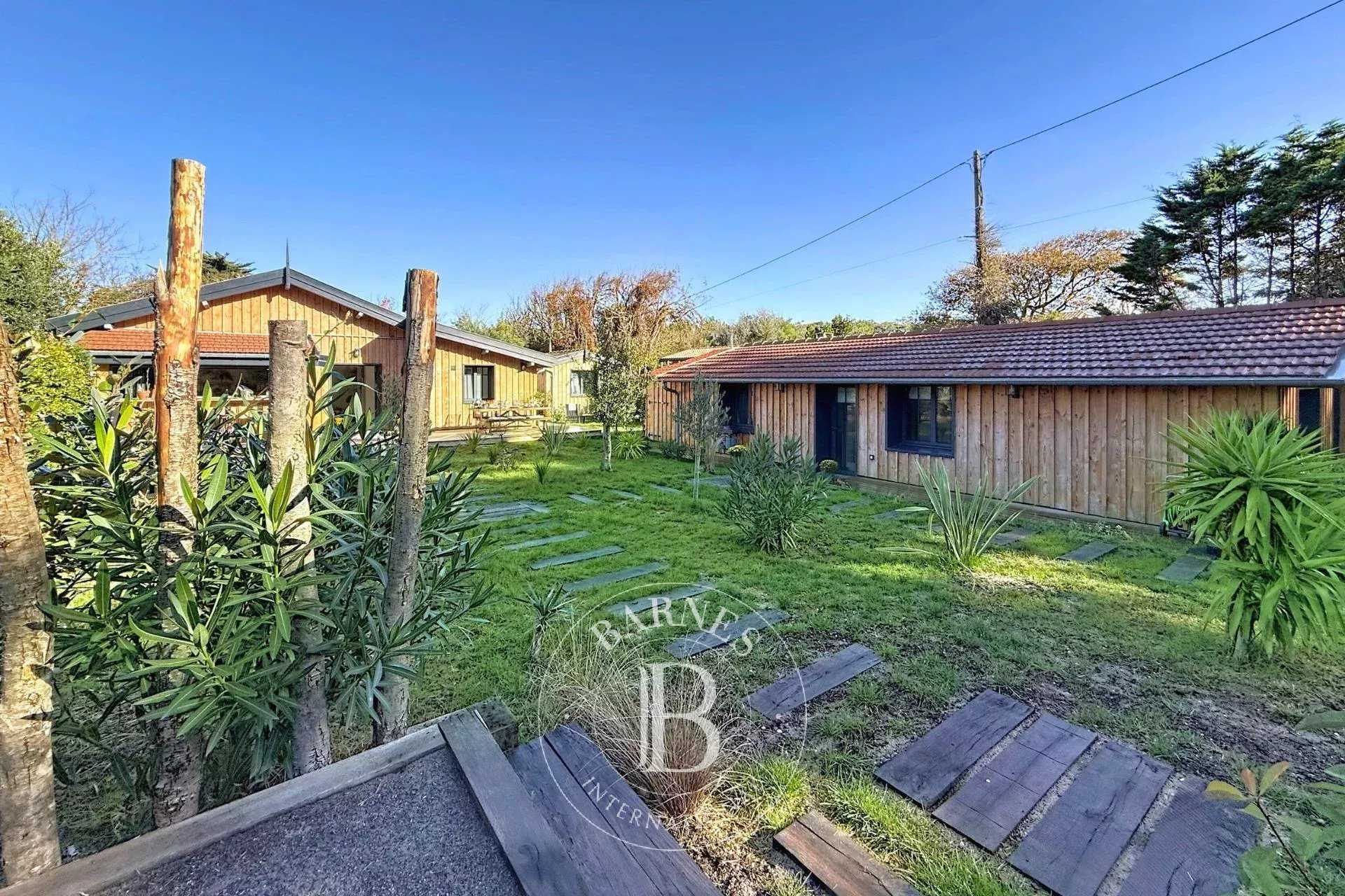 Maison Cap-Ferret  -  ref 84008277 (picture 1)