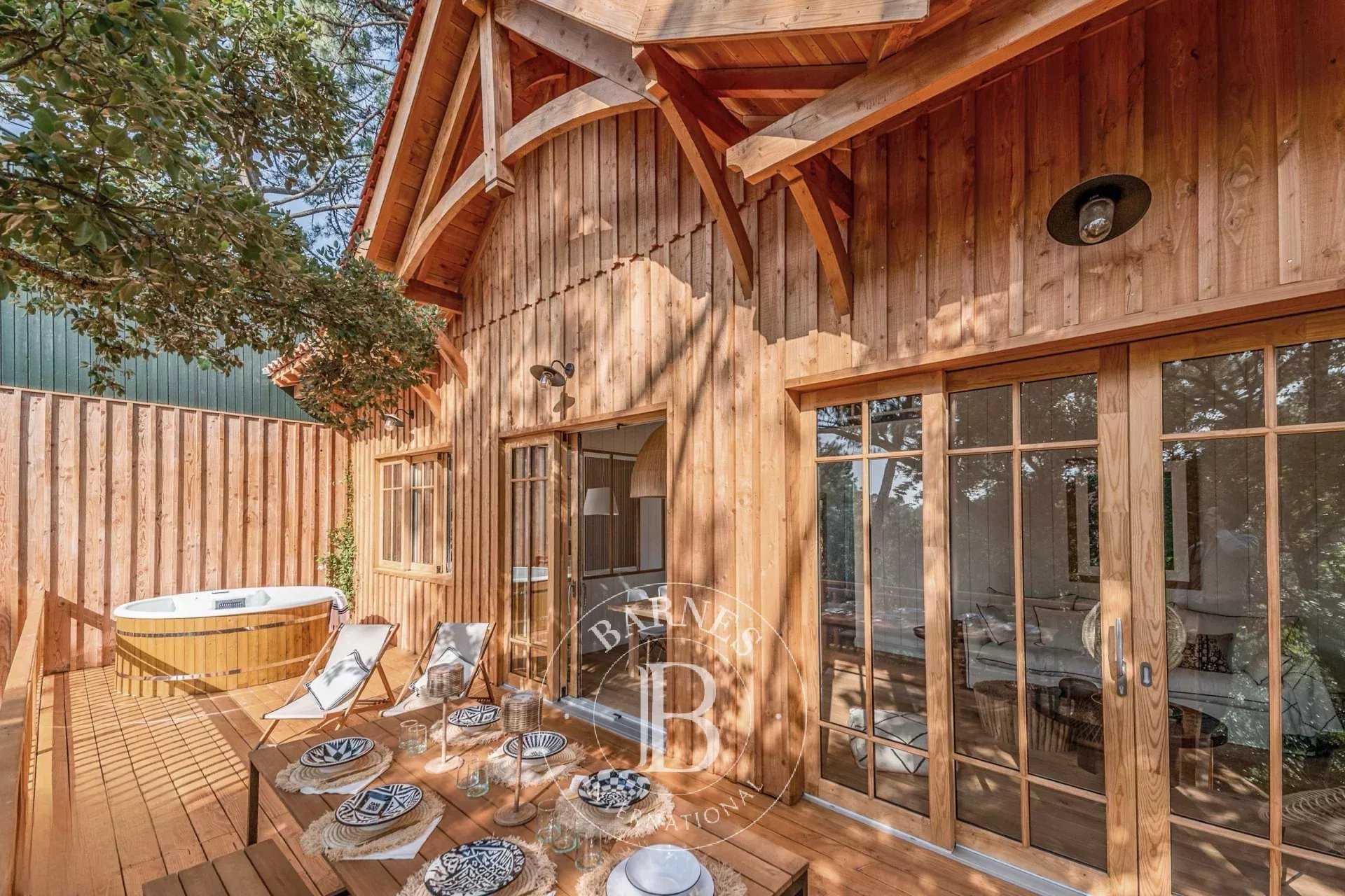 Villa Lège-Cap-Ferret  -  ref 85941252 (picture 2)