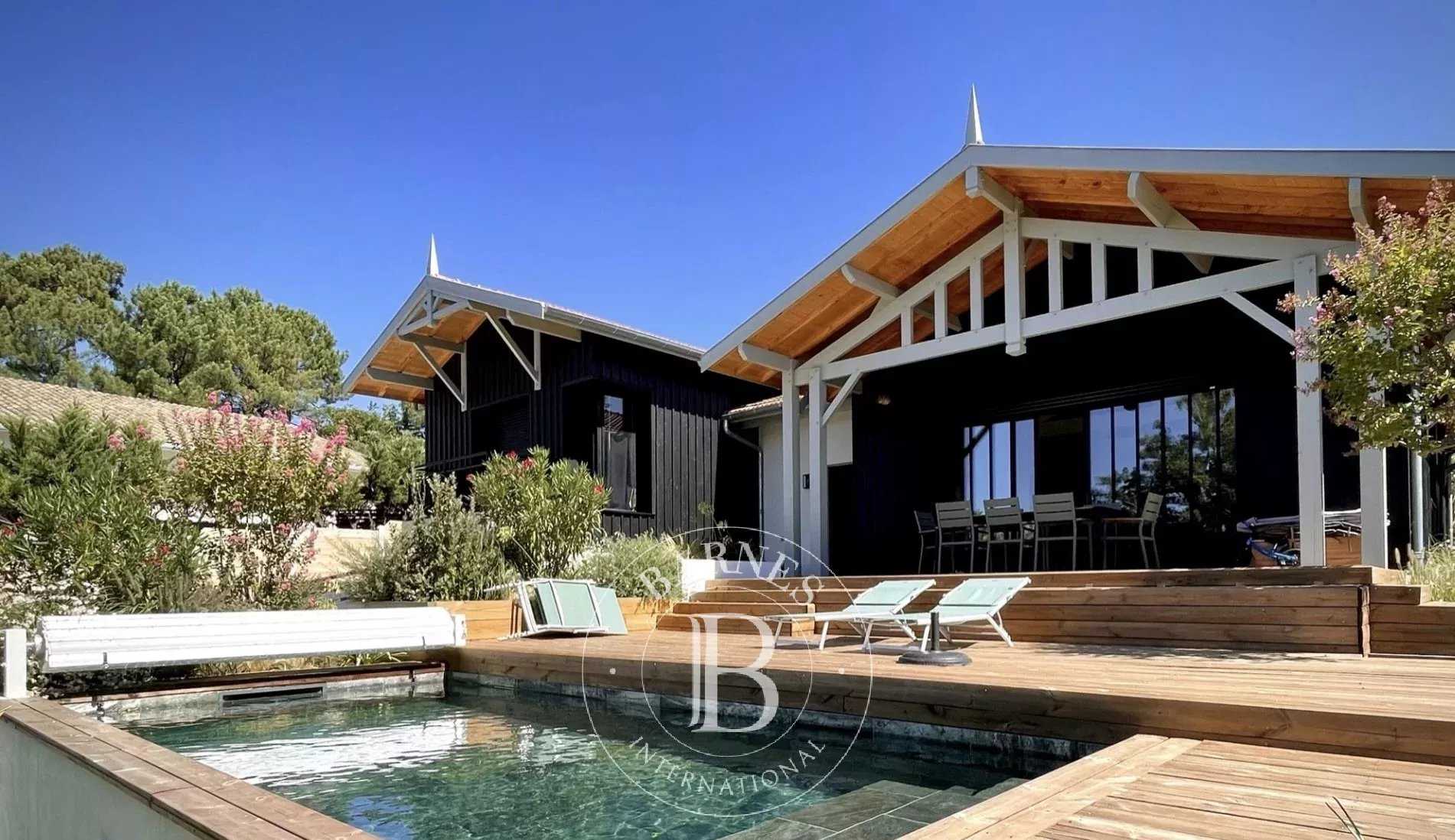 Villa La Teste-de-Buch  -  ref 7018180 (picture 1)