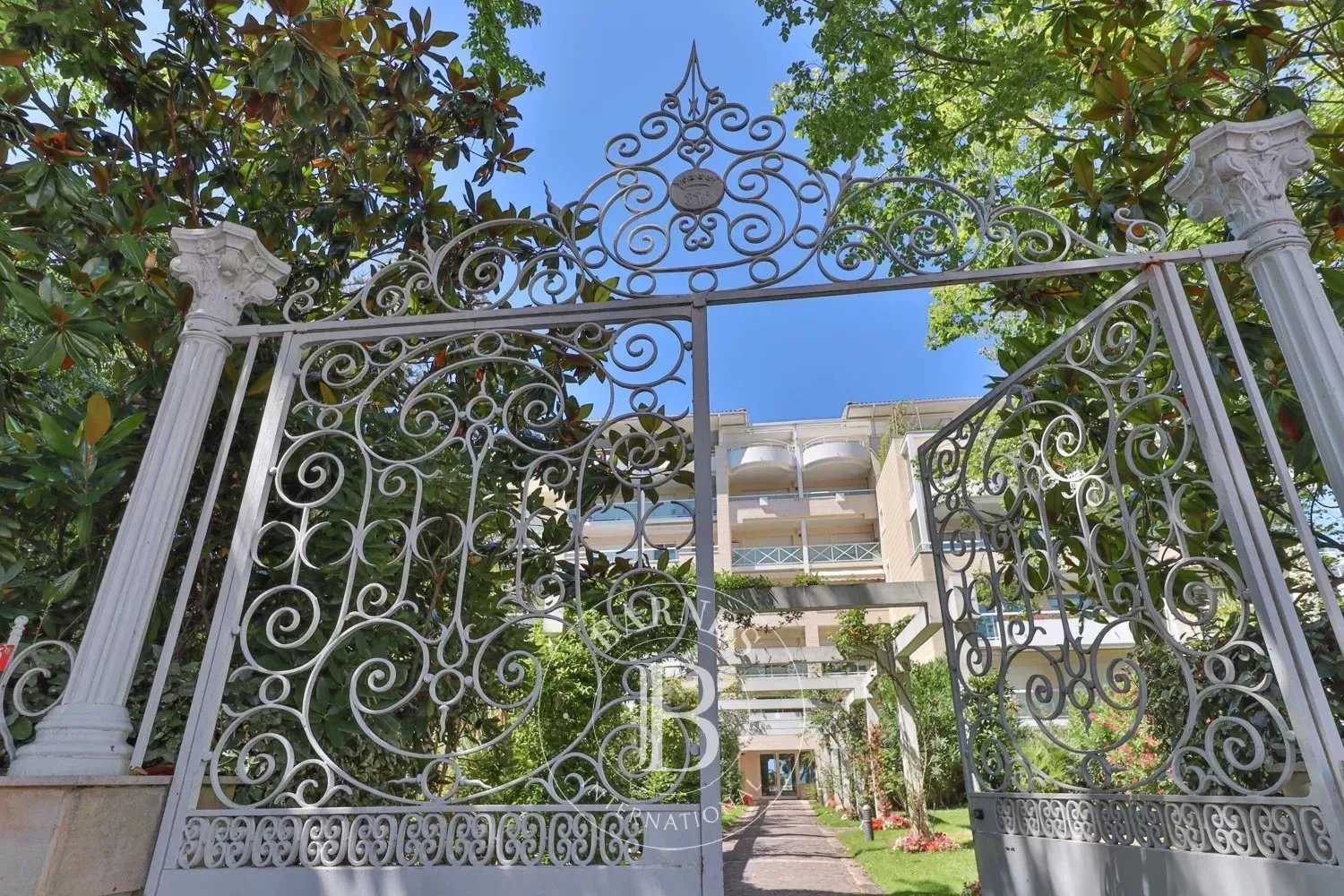 Appartement Arcachon  -  ref 82440299 (picture 1)