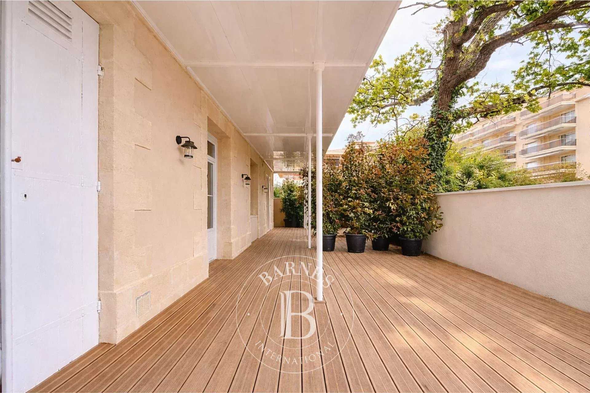 Villa Arcachon  -  ref 84272450 (picture 2)