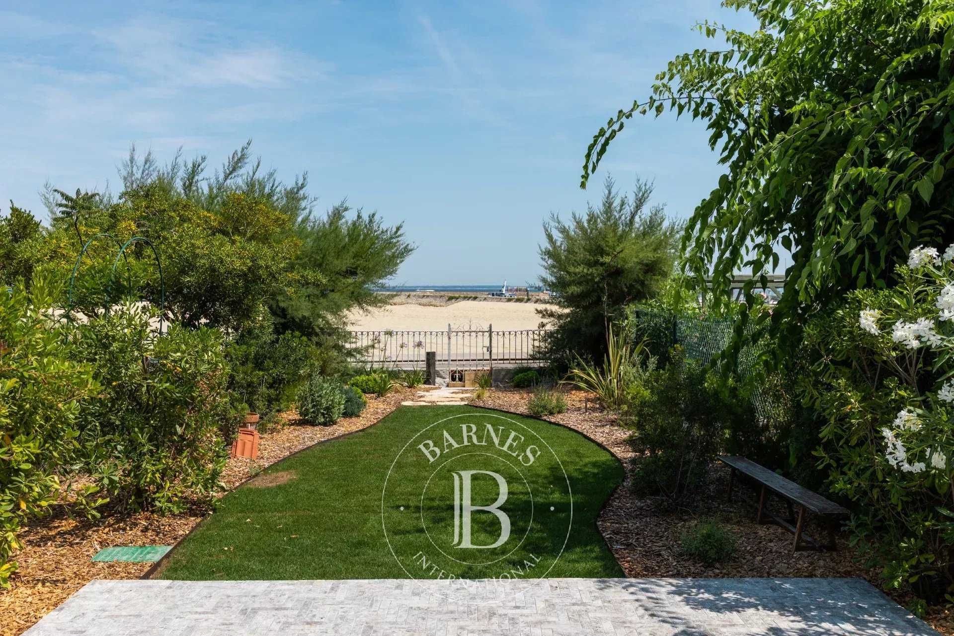 Villa Arcachon - Ref 87197985