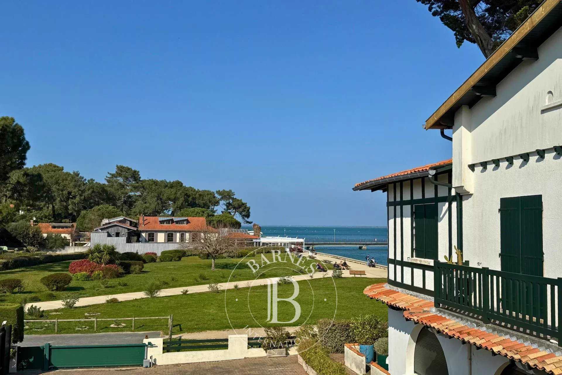 Appartement Cap-Ferret  -  ref 85760327 (picture 1)