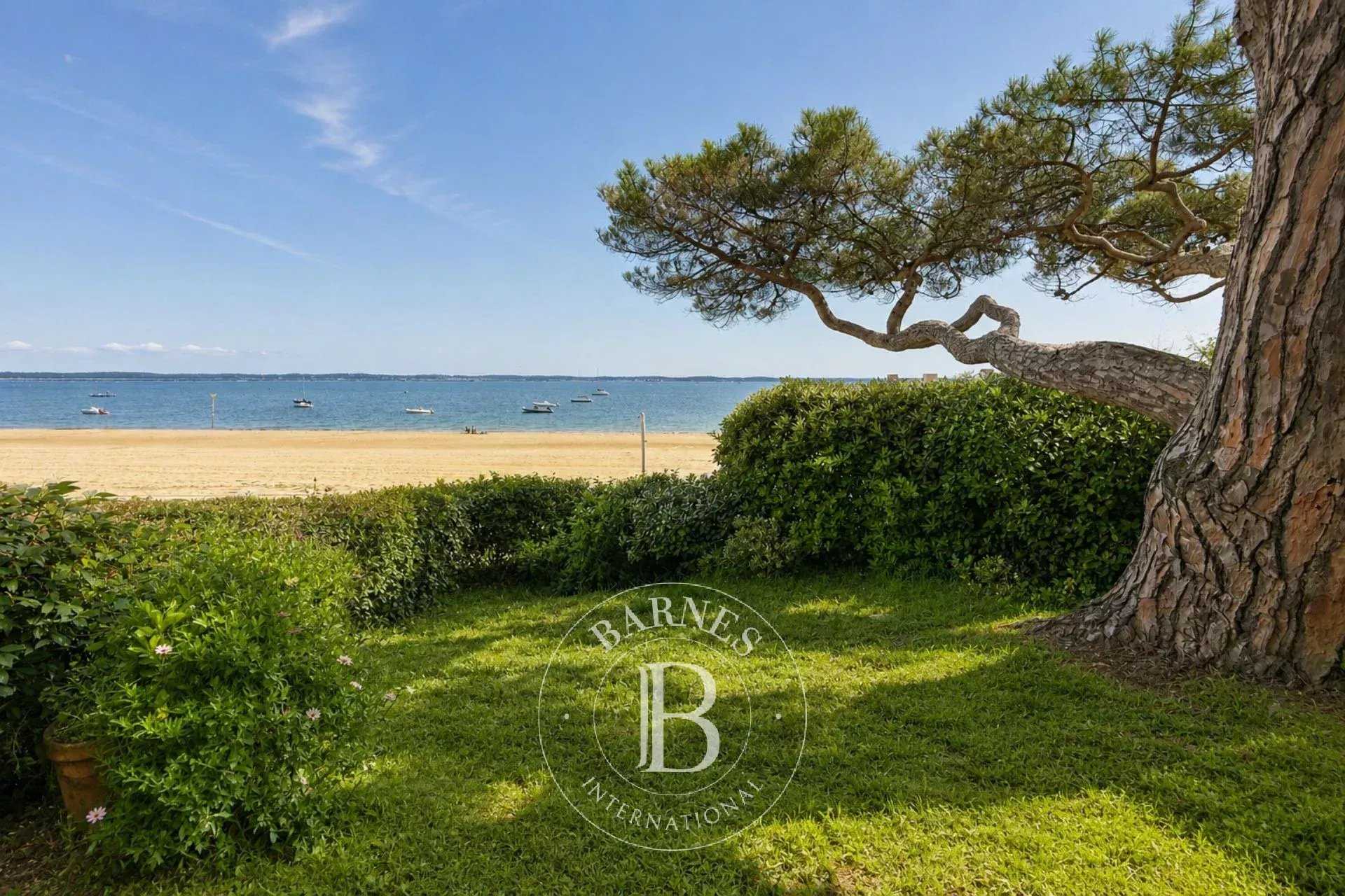 Appartement Arcachon  -  ref 87019255 (picture 1)