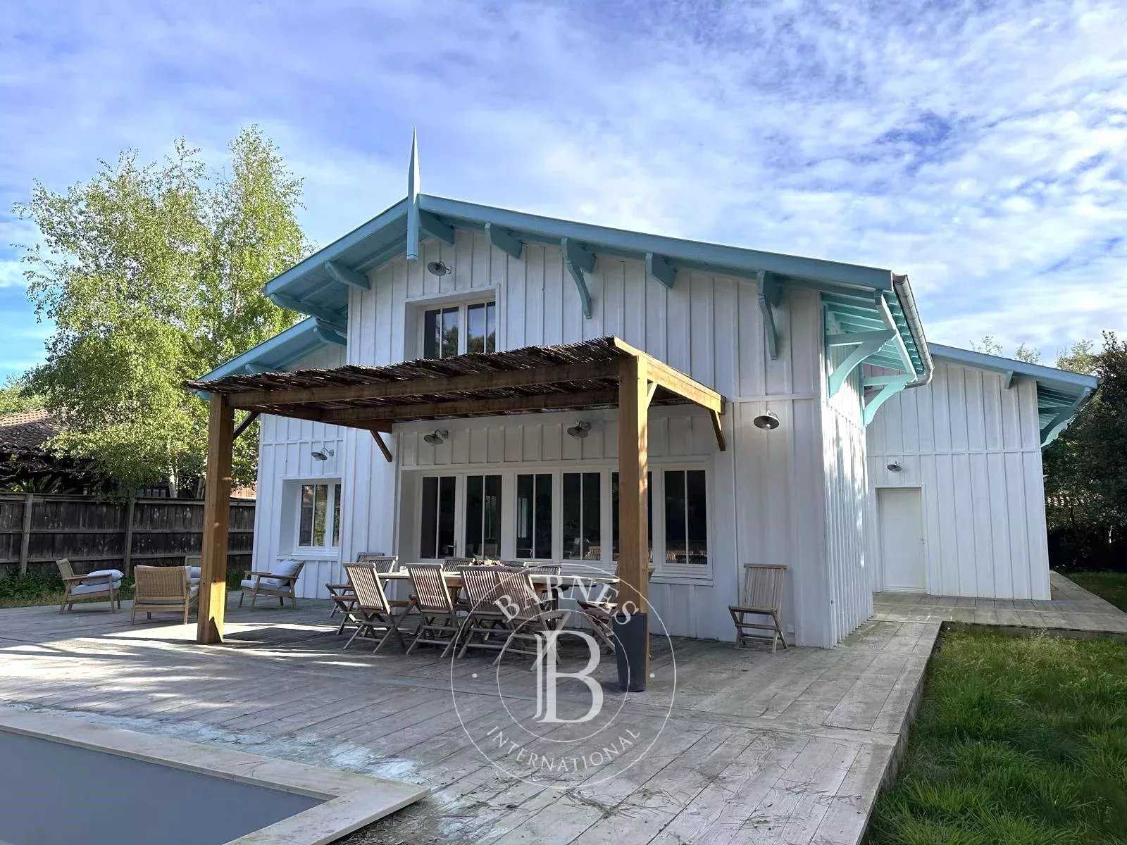 Villa Cap-Ferret  -  ref 83882520 (picture 2)