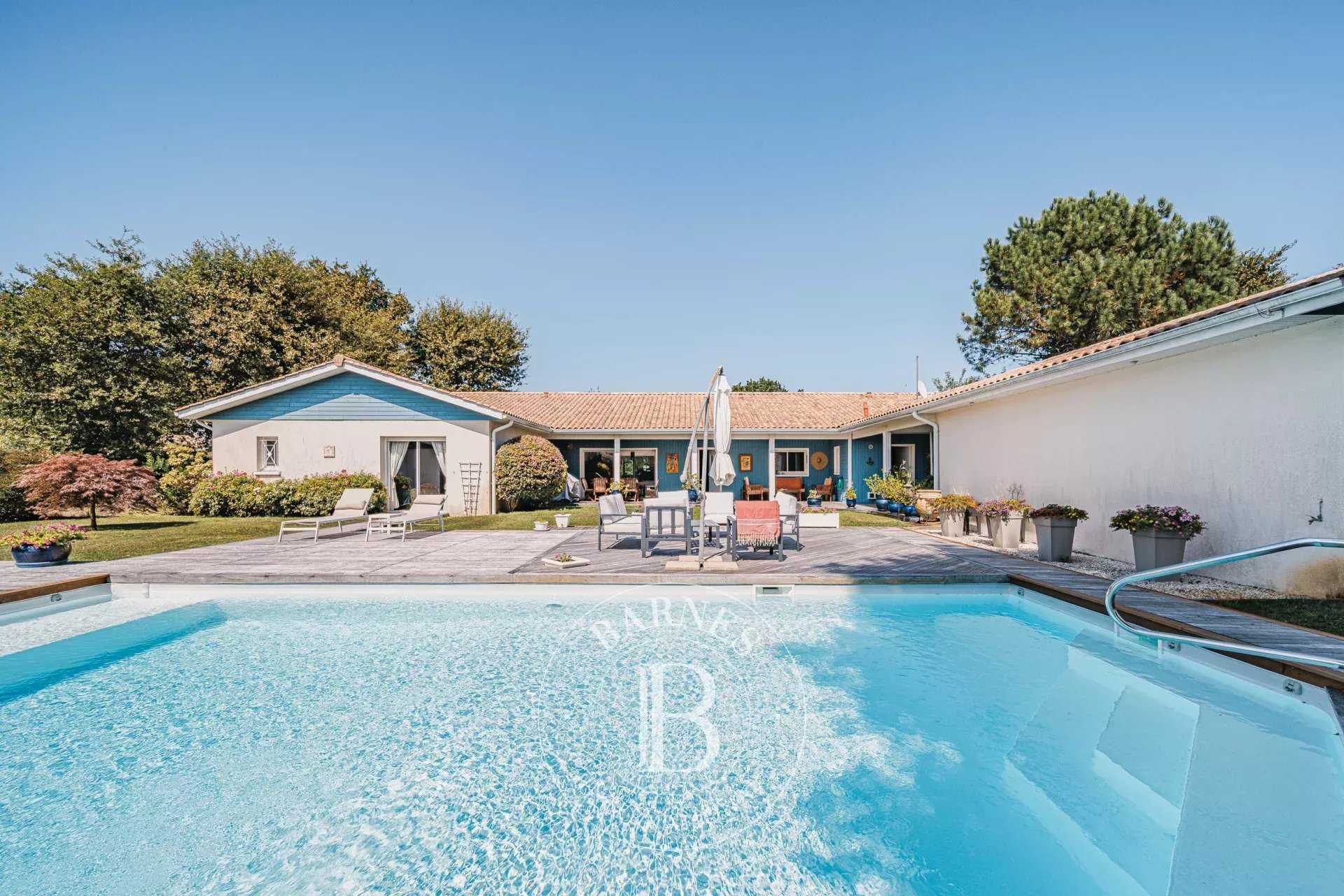 Villa Gujan-Mestras  -  ref 85168757 (picture 2)