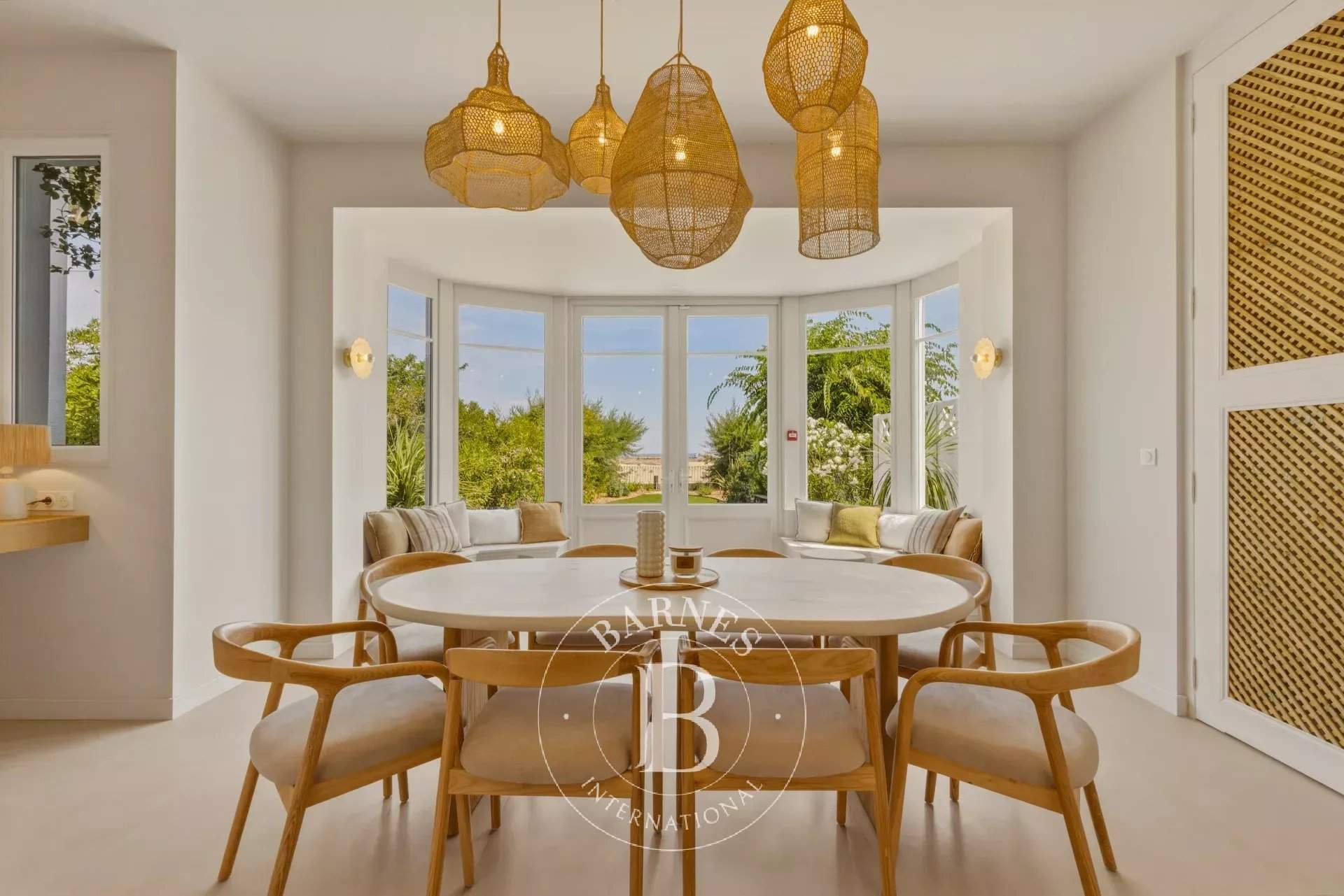VILLA « LE RIVAGE » EN PREMIÈRE LIGNE AVEC ACCÈS DIRECT À LA PLAGE À ARCACHON - CAPACITÉ 10 PERSONNES picture 3