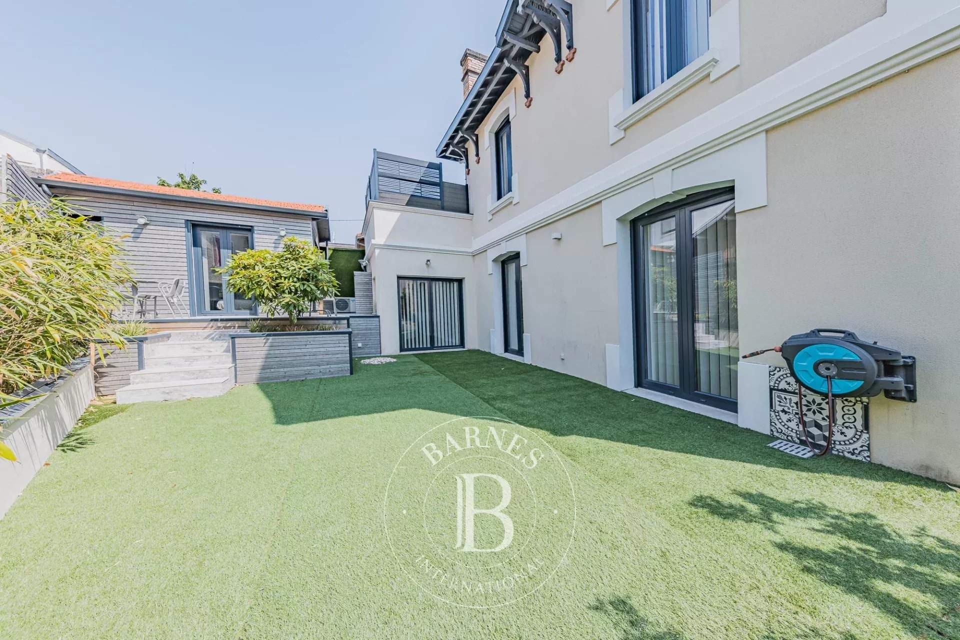 Arcachon  - Maison 6 Pi&egrave;ces 4 Chambres - picture 17