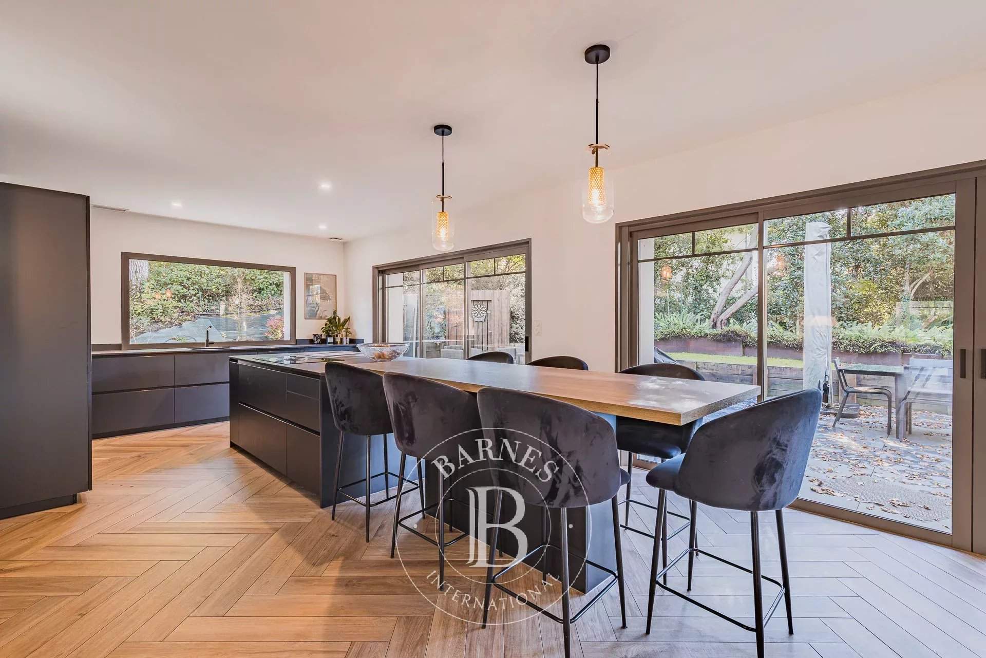 Arcachon  - Villa 9 Pi&egrave;ces 6 Chambres - picture 9