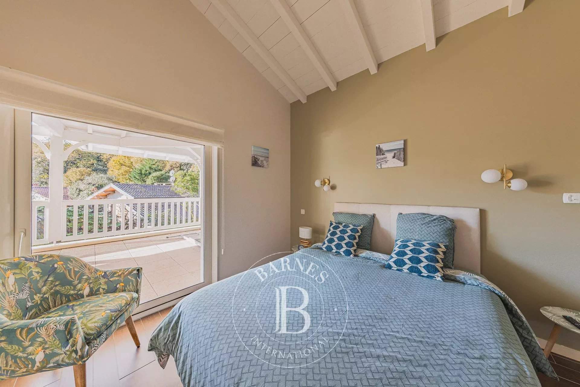 Arcachon  - Maison 5 Pi&egrave;ces 4 Chambres - picture 11