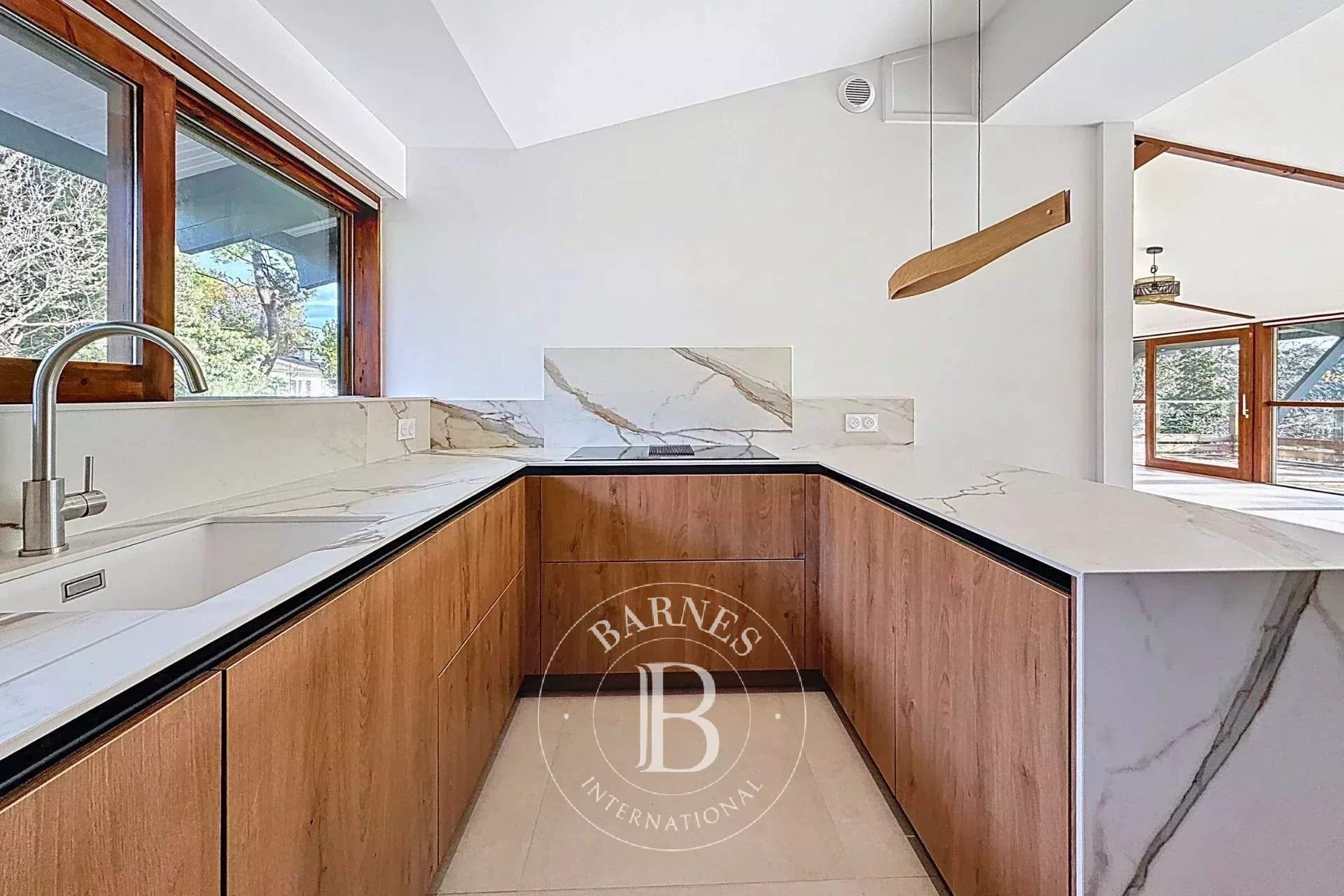 Arcachon  - Maison 7 Pi&egrave;ces 5 Chambres - picture 19