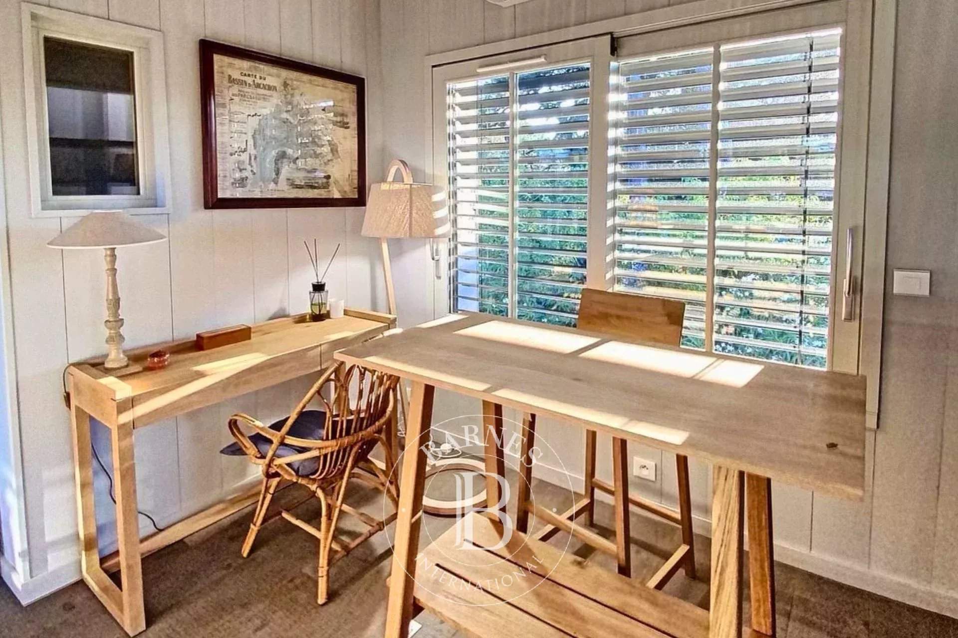 SPLENDIDE « VILLA TCHANQUÉE » AVEC PISCINE ET APERÇU BASSIN, EN PLEIN CENTRE DU CAP FERRET - CAPACITÉ 12 PERSONNES picture 13