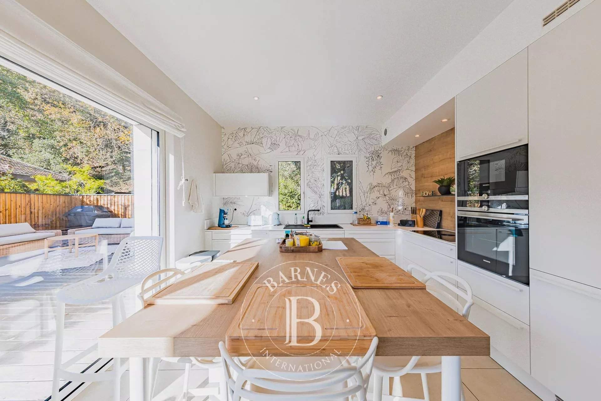 Arcachon  - Maison 5 Pi&egrave;ces 4 Chambres - picture 4