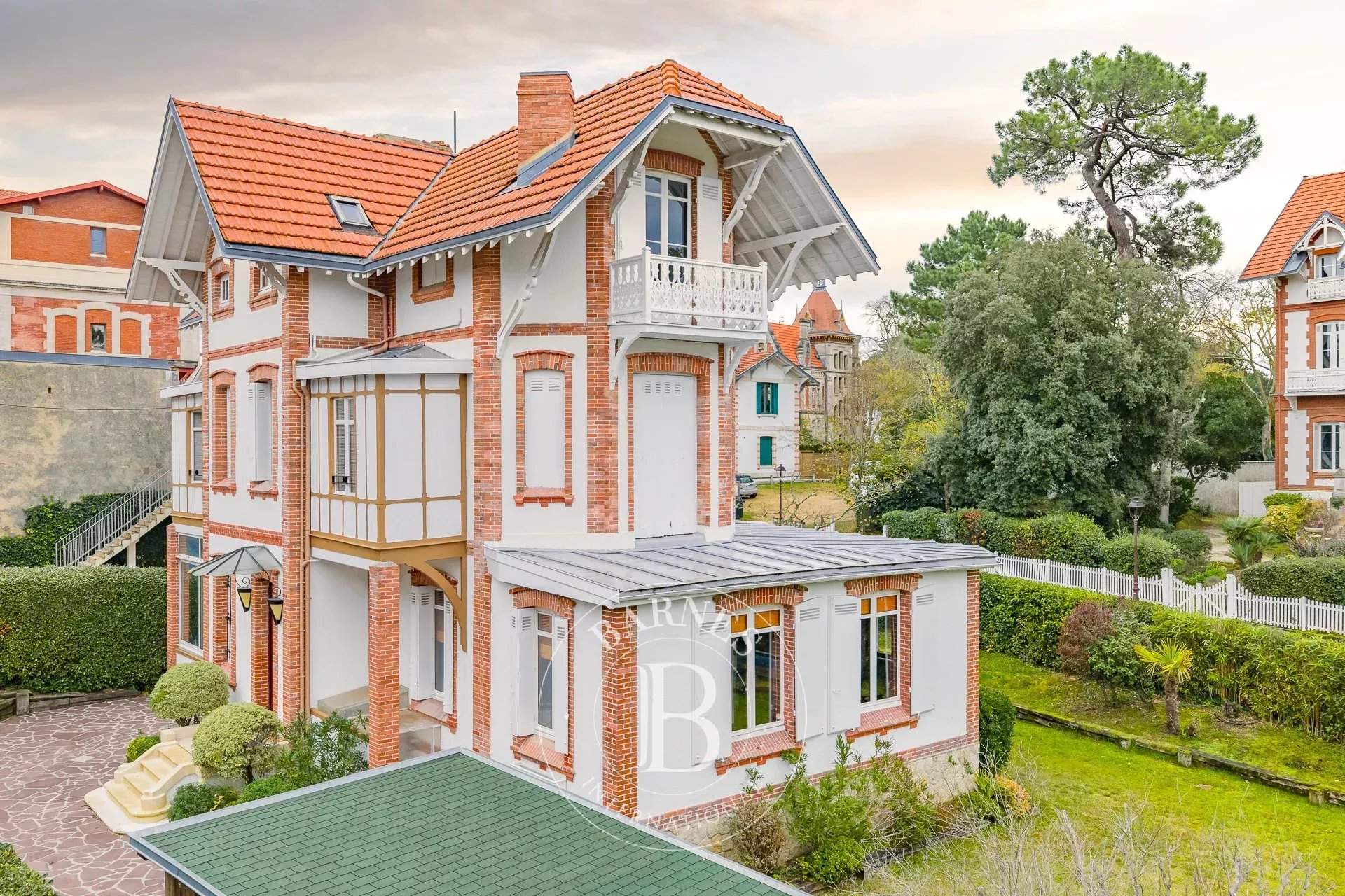 Arcachon  - Villa 10 Pi&egrave;ces 6 Chambres - picture 7