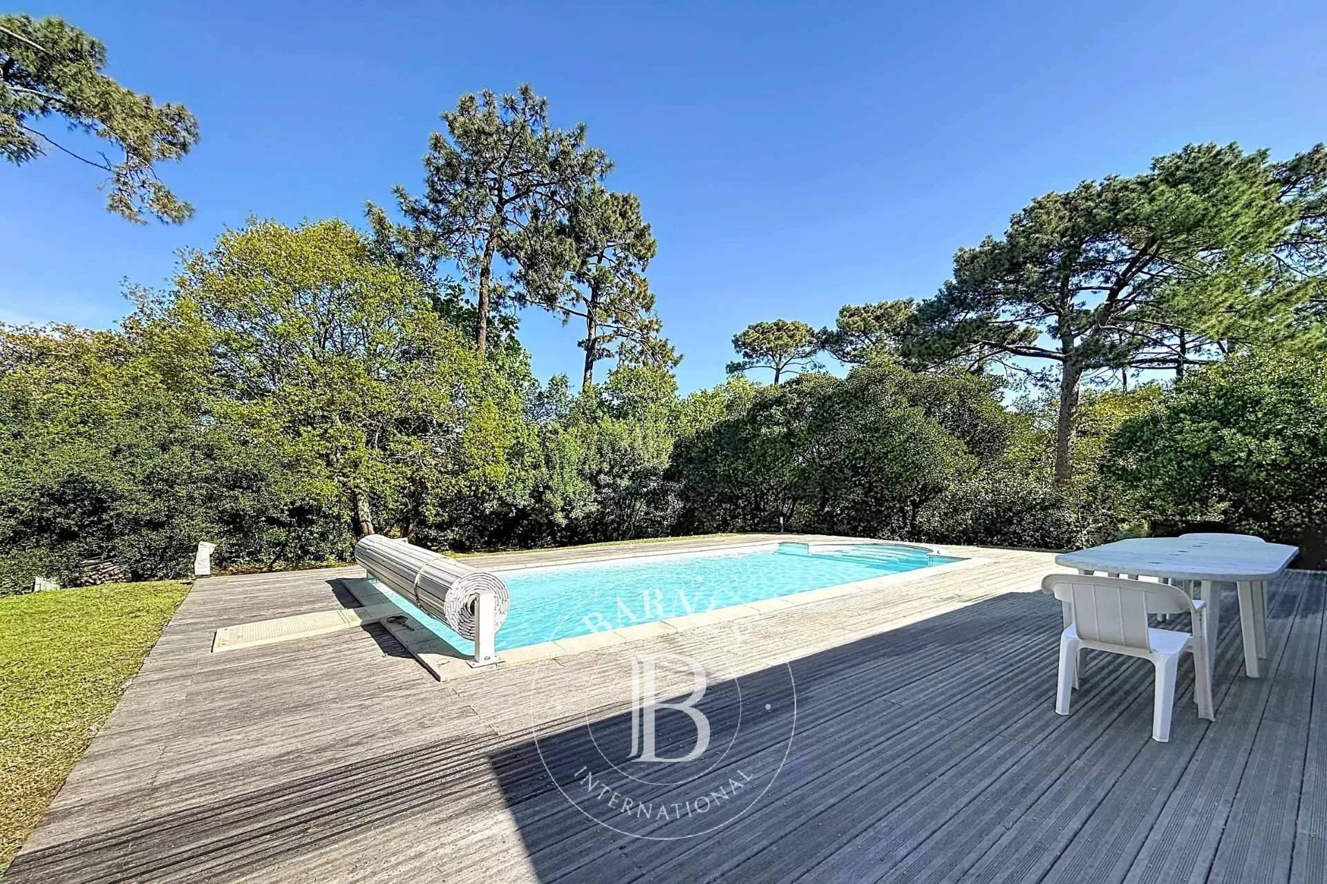Arcachon  - Maison 5 Pi&egrave;ces 3 Chambres - picture 11