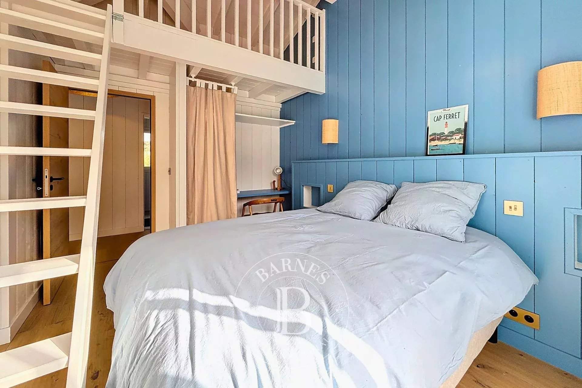 VILLA « CAP MOANA » AVEC PISCINE, AU CENTRE DU CAP FERRET - CAPACITÉ 13 PERSONNES picture 14