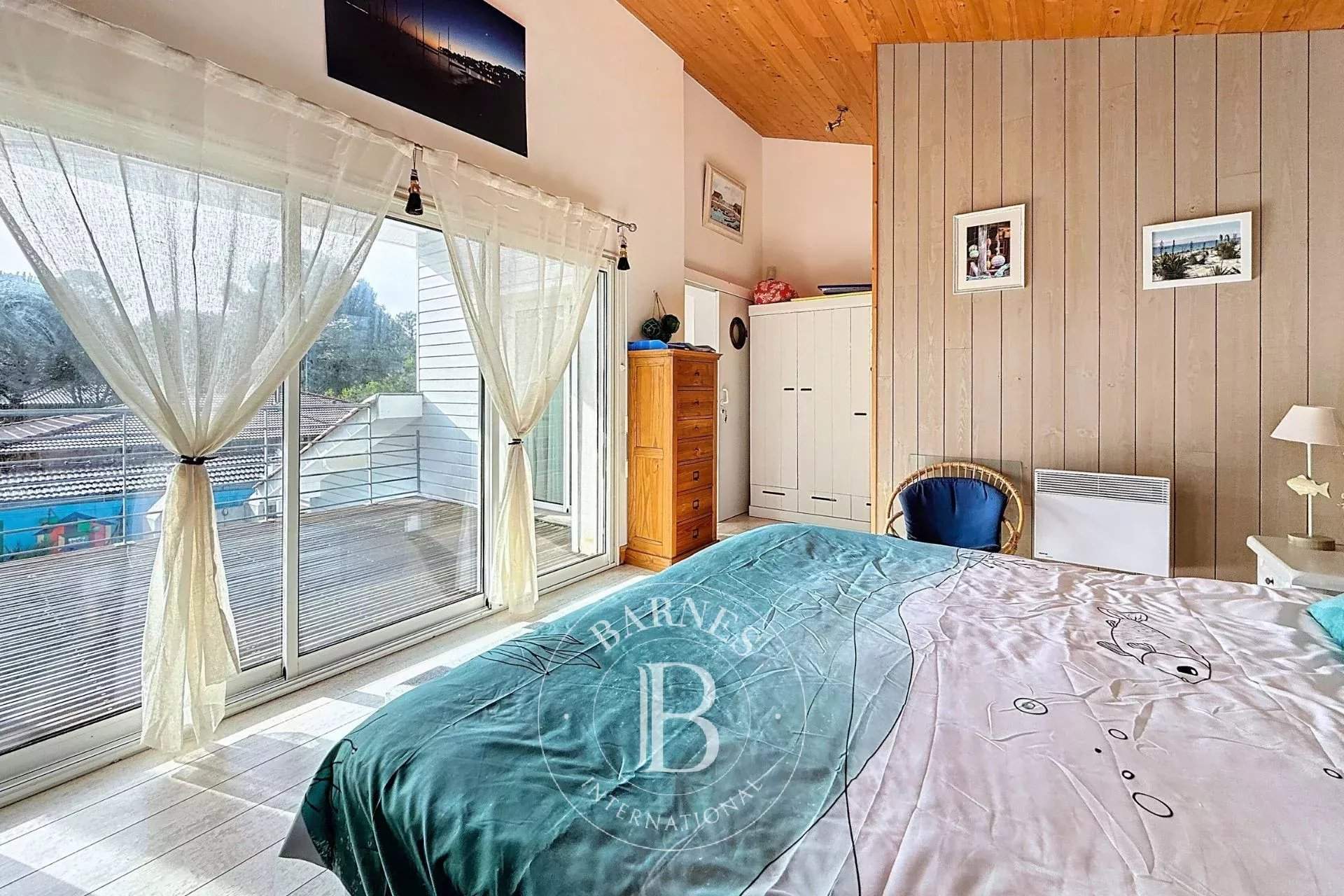 Lège-Cap-Ferret  - Maison 7 Pi&egrave;ces 5 Chambres - picture 10