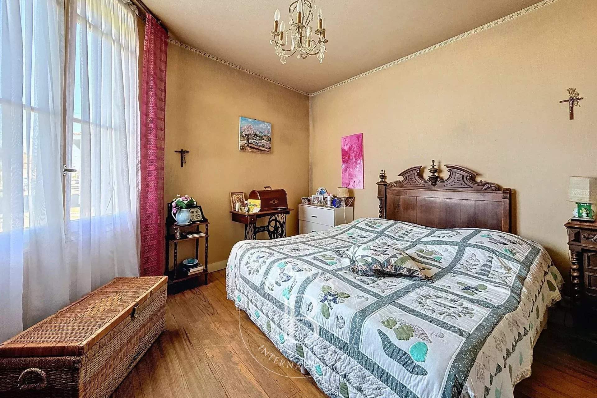 Arcachon  - Maison 6 Pi&egrave;ces 4 Chambres - picture 7