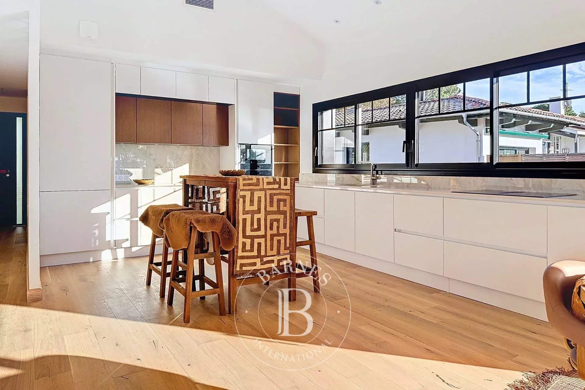 Pyla-sur-Mer  - Villa 6 Pi&egrave;ces 5 Chambres - picture 10