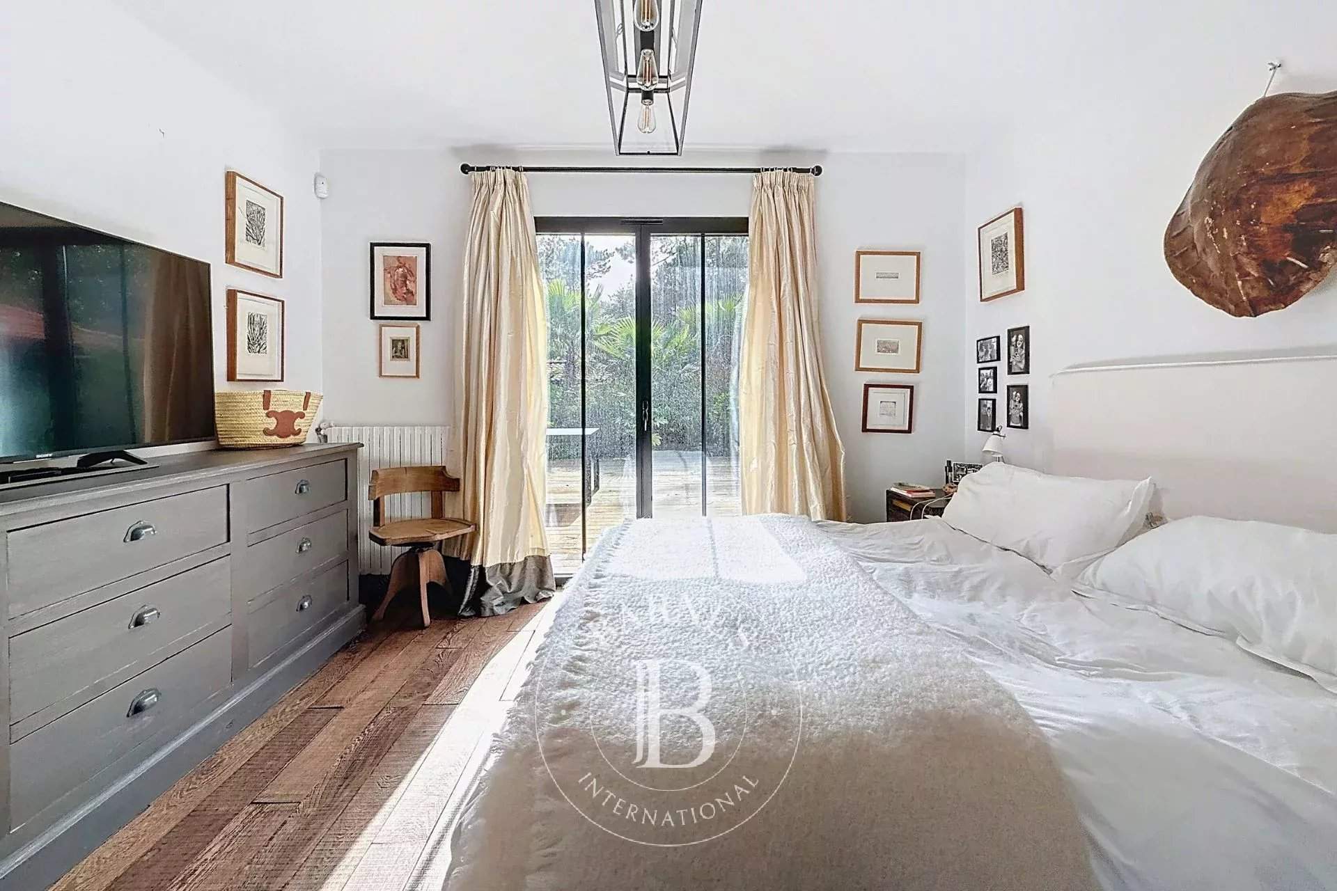 Lège-Cap-Ferret  - Maison 8 Pi&egrave;ces 5 Chambres - picture 10