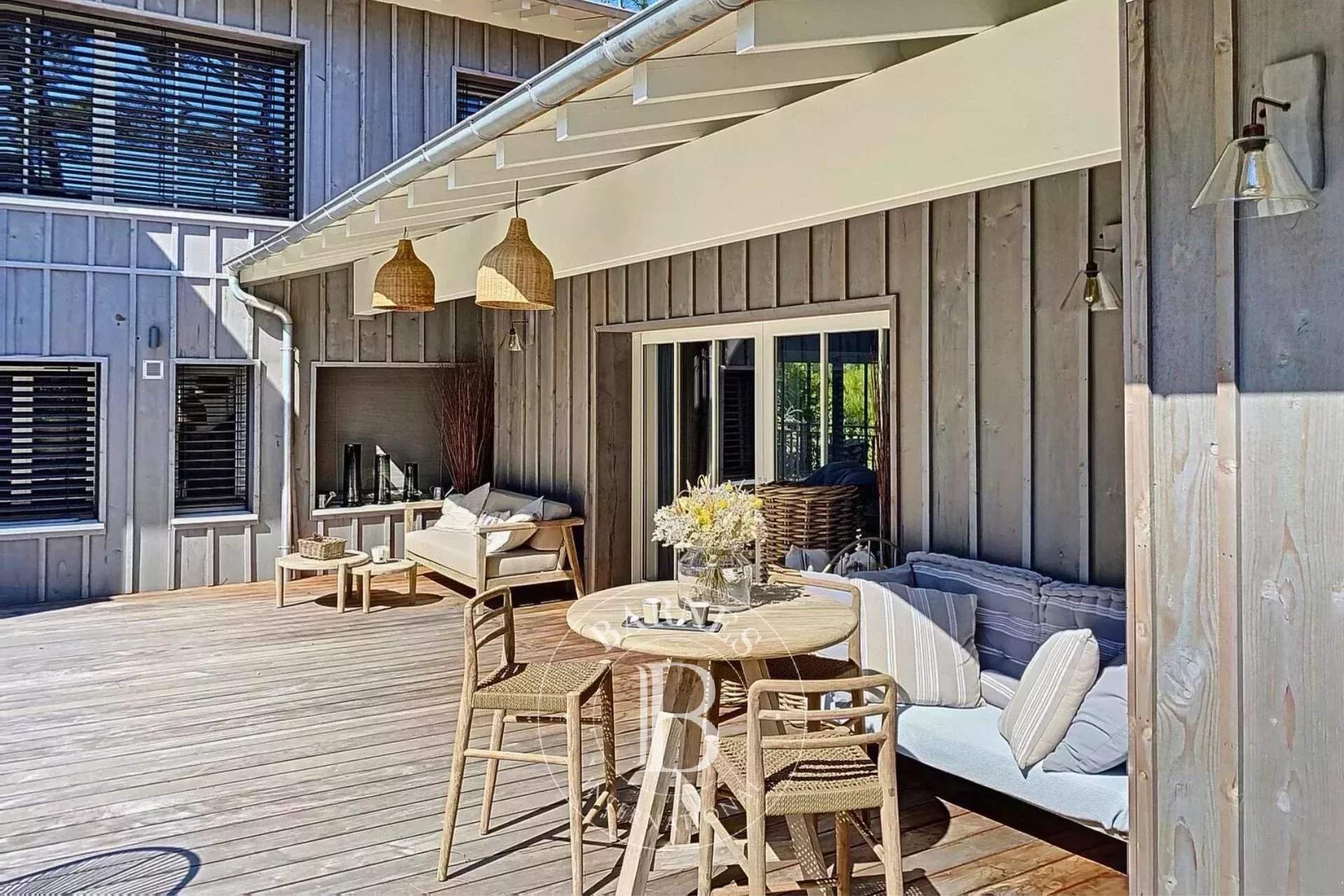 SPLENDIDE « VILLA TCHANQUÉE » AVEC PISCINE ET APERÇU BASSIN, EN PLEIN CENTRE DU CAP FERRET - CAPACITÉ 12 PERSONNES picture 17