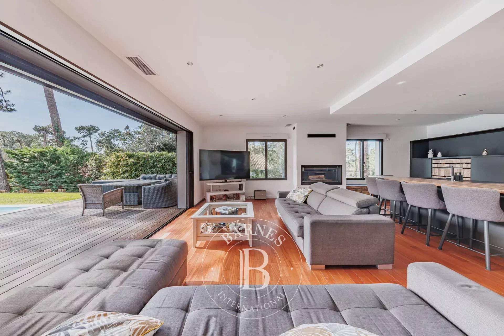 Pyla-sur-Mer  - Villa 9 Bedrooms - picture 2