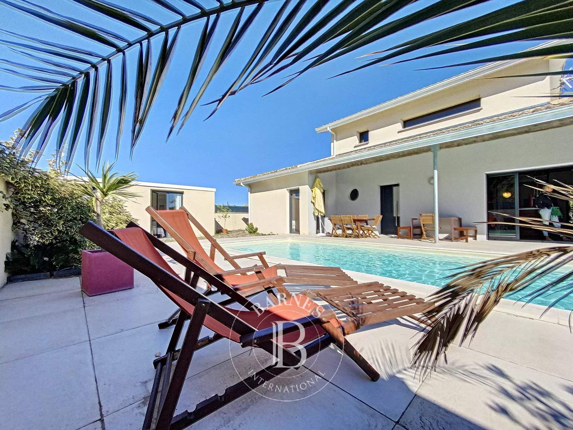 Gujan-Mestras  - House 3 Bedrooms - picture 1