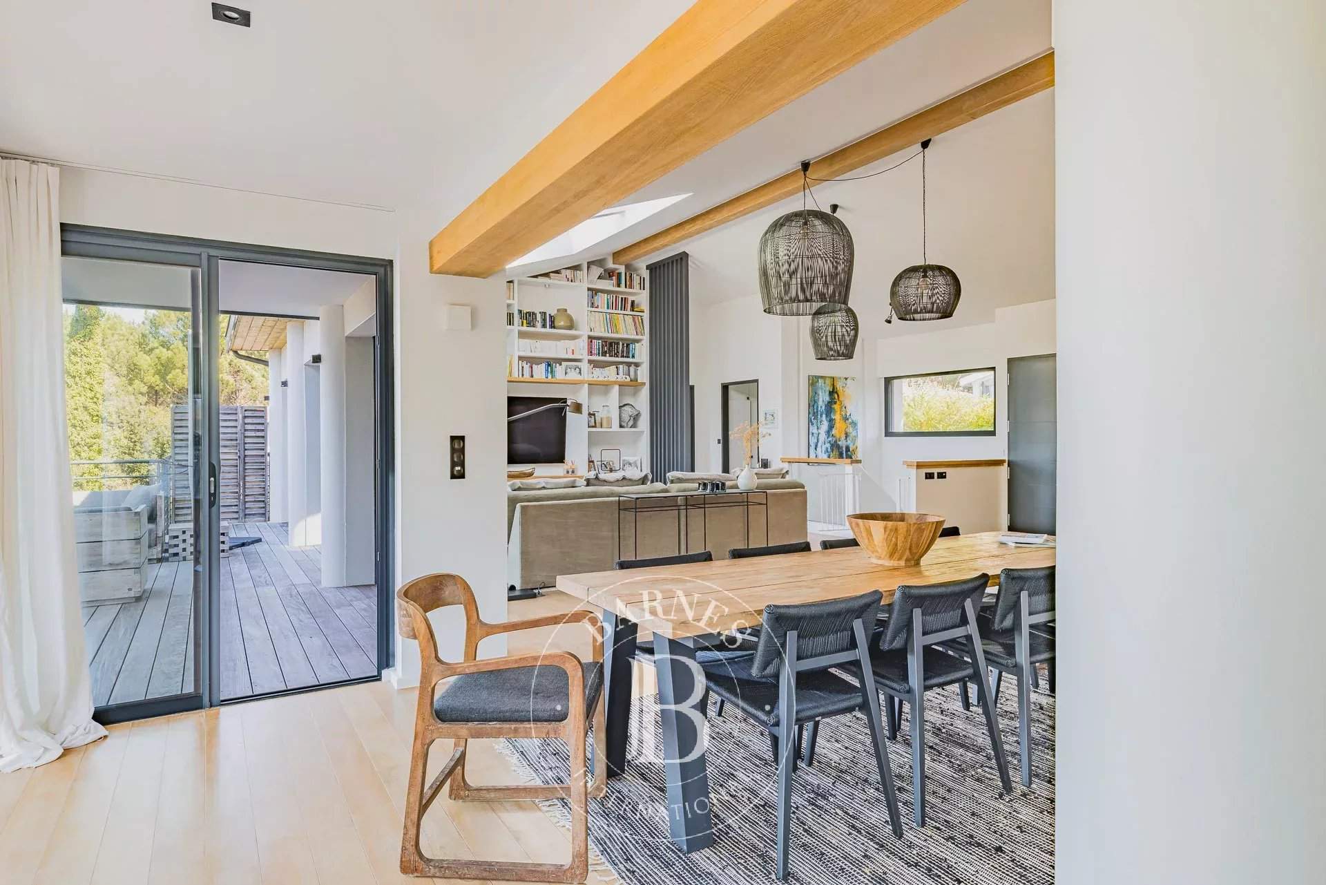 VILLA ?ETCHANI? WITH PANORAMIC BASSIN VIEW AND POOL IN PYLA-SUR-MER - SLEEPS 14 picture 13