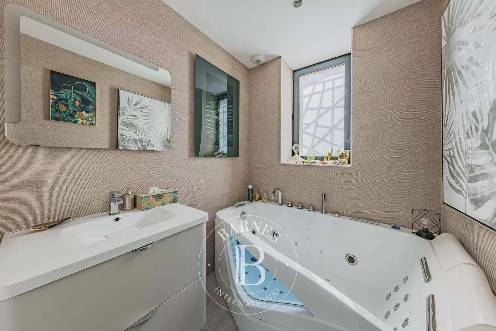 Arcachon  - Maison 6 Pi&egrave;ces 4 Chambres - picture 8