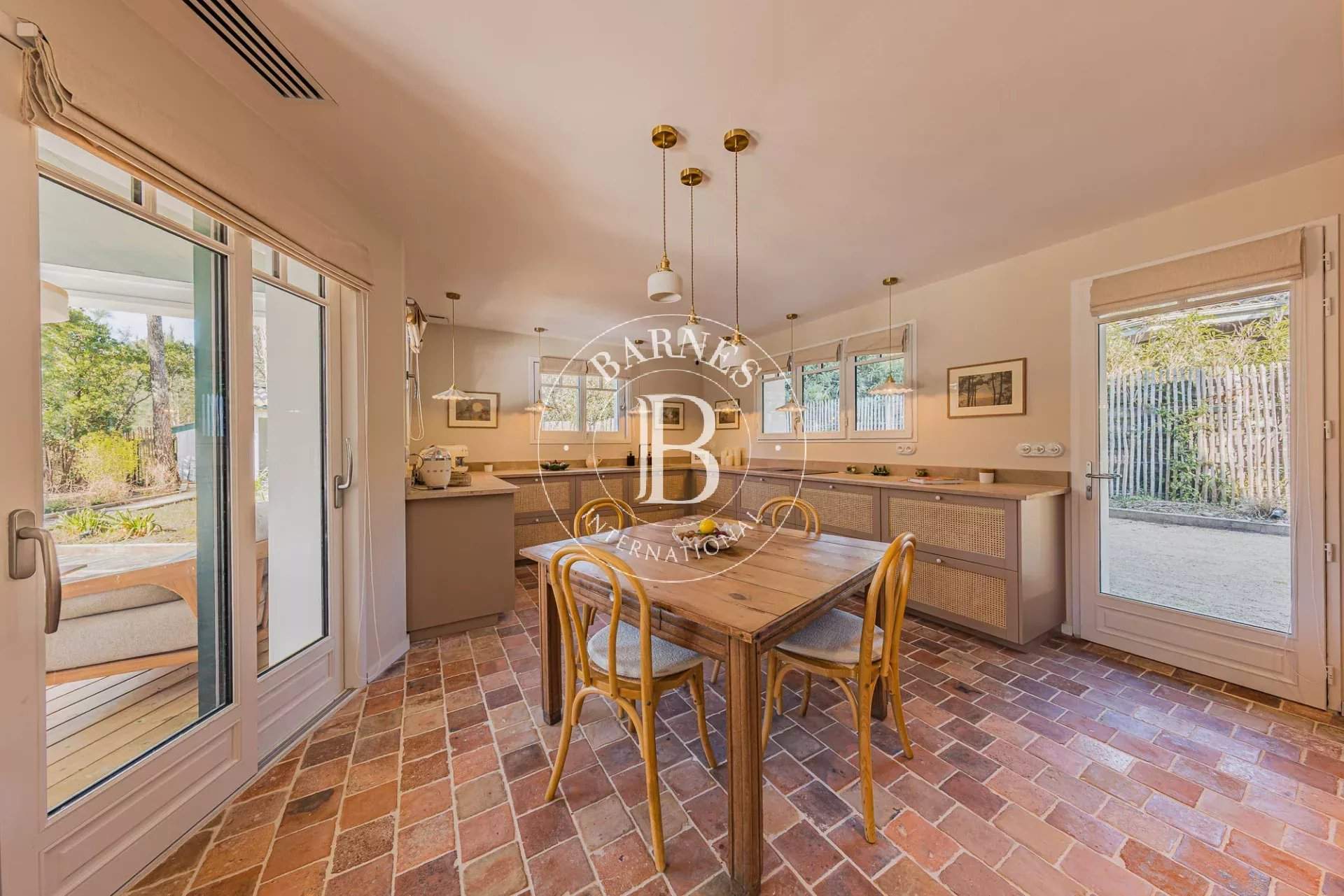 Lège-Cap-Ferret  - Maison 7 Pièces 5 Chambres - picture 9