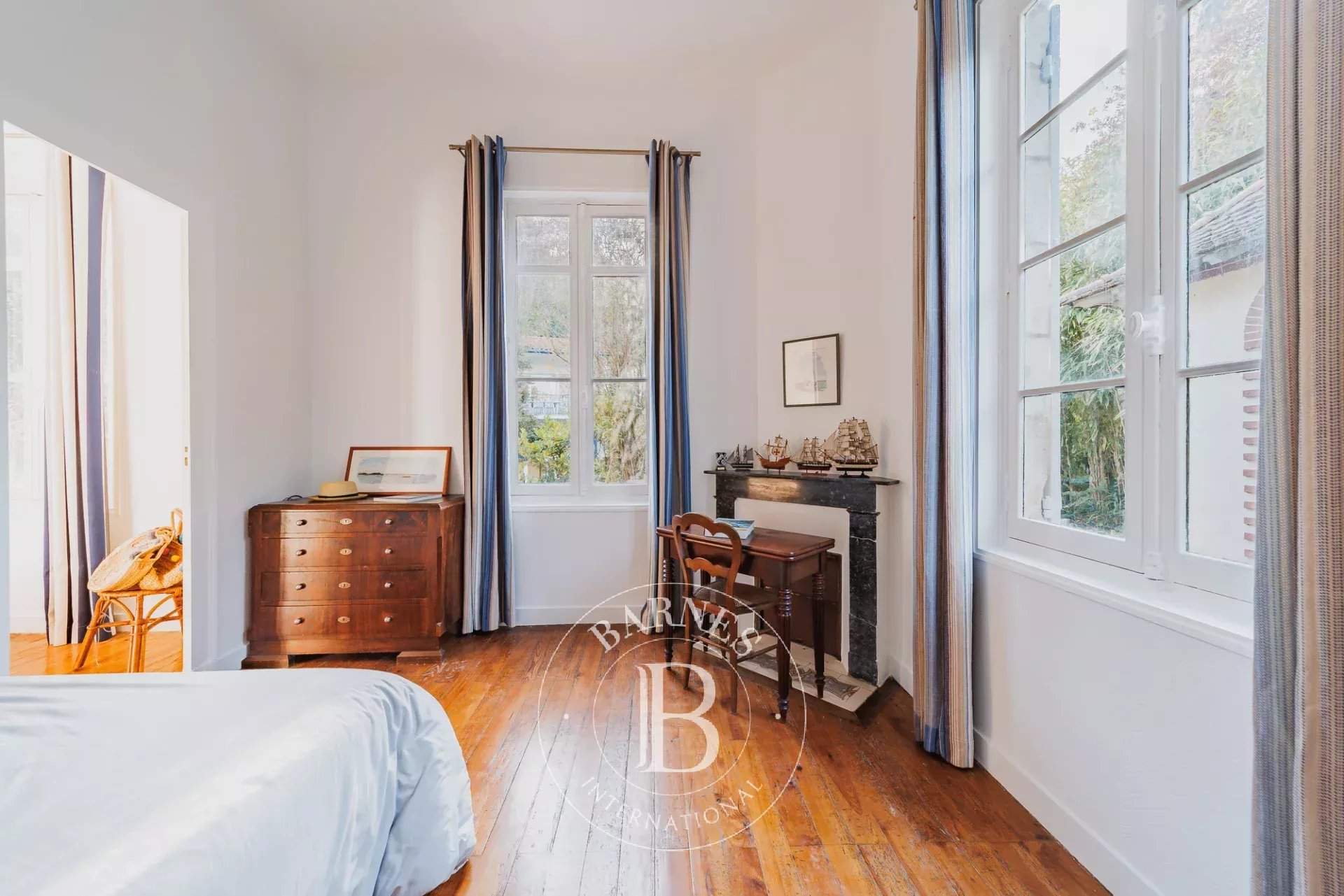 Arcachon  - Maison 5 Pi&egrave;ces 4 Chambres - picture 13