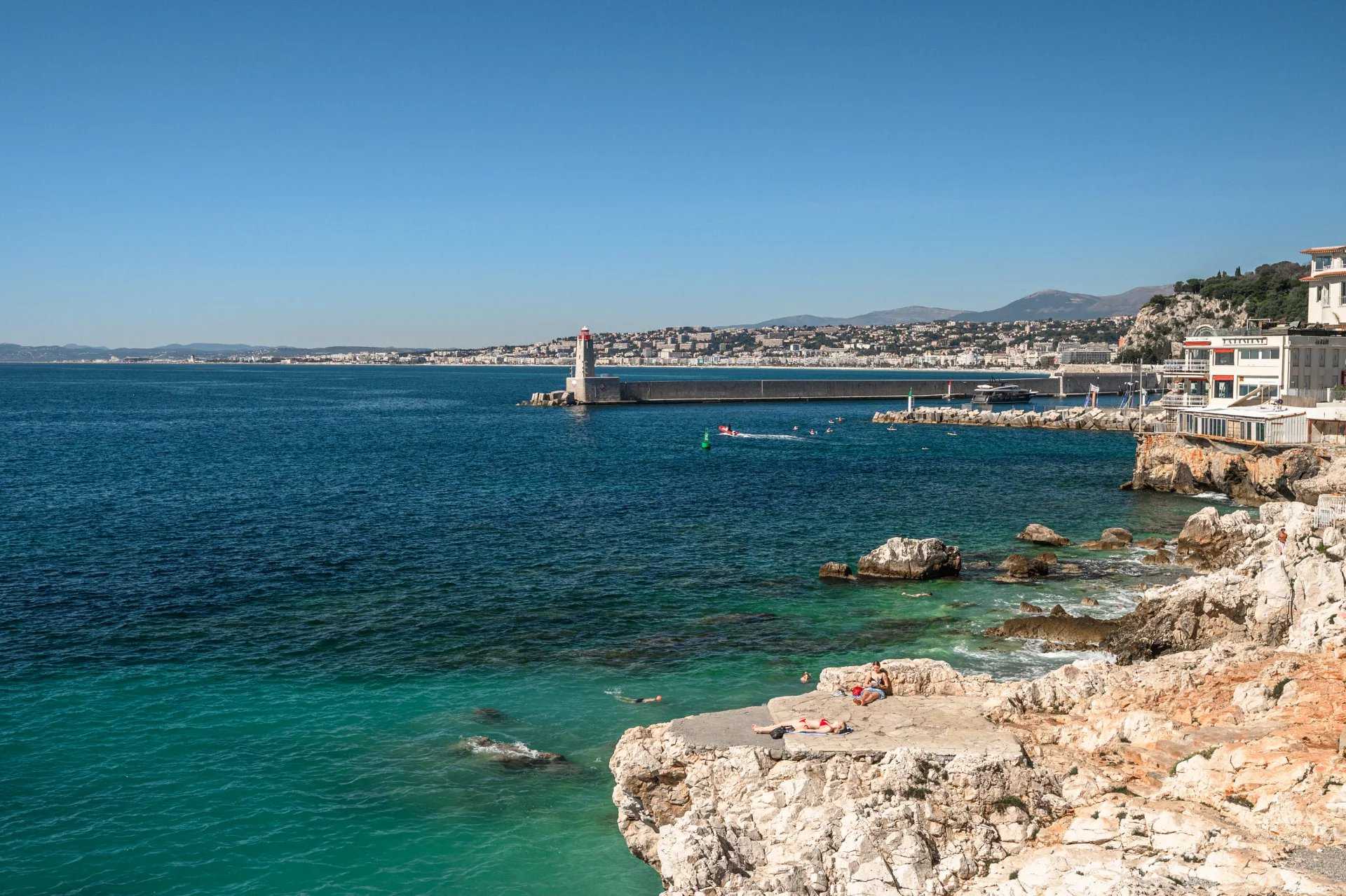 Nice  - Appartement 3 Pi&egrave;ces 2 Chambres