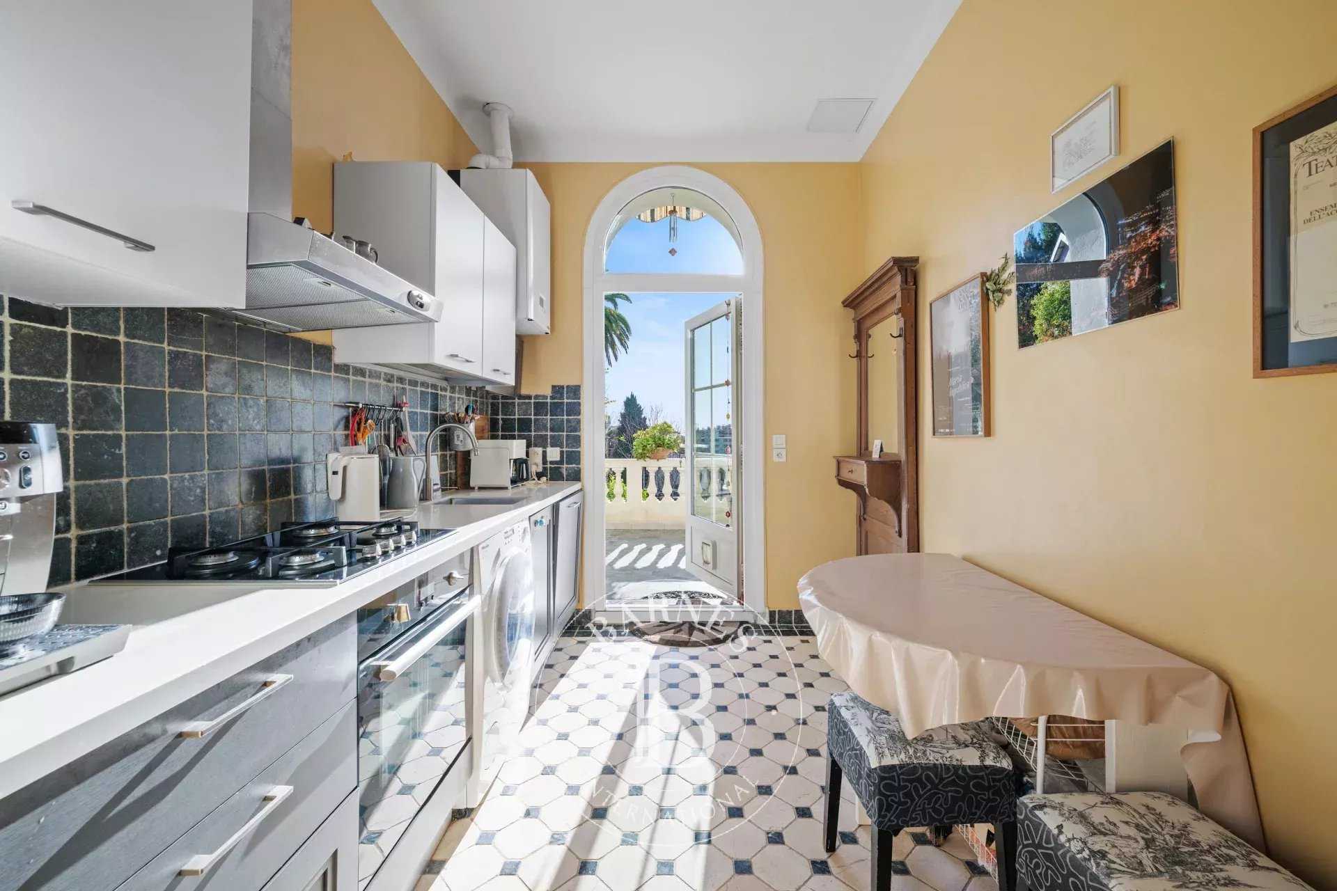 Nice  - Appartement 3 Pièces