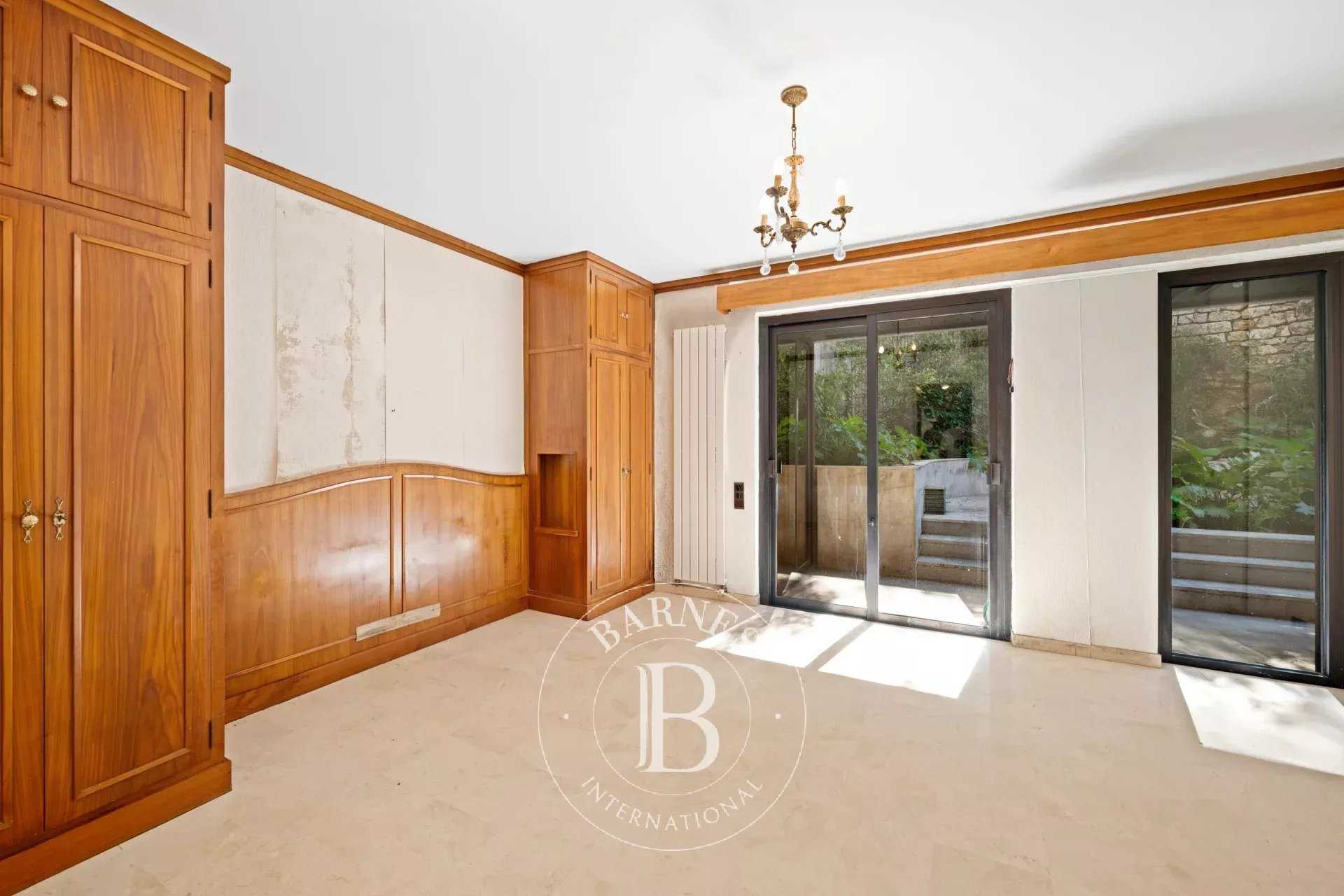 Nice  - Appartement 3 Pi&egrave;ces 2 Chambres