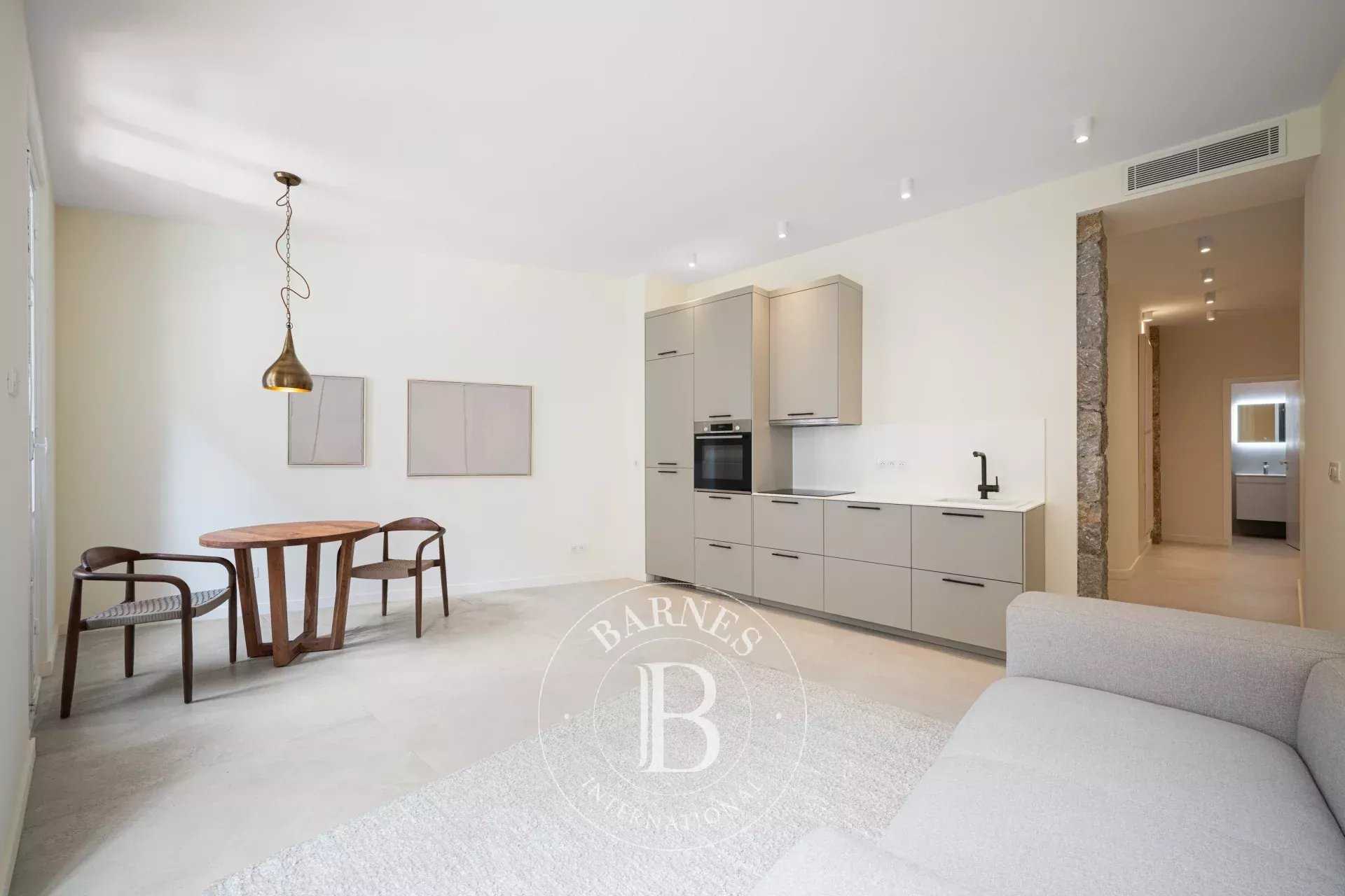 Nice  - Appartement 3 Pièces 2 Chambres