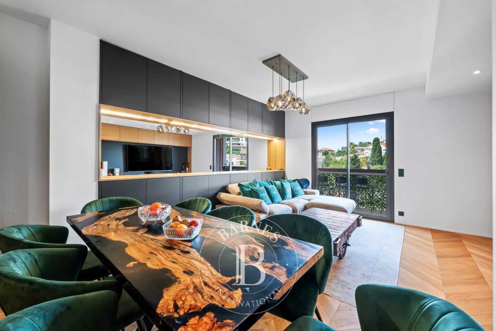 Villefranche-sur-Mer  - Apartment 2 Bedrooms