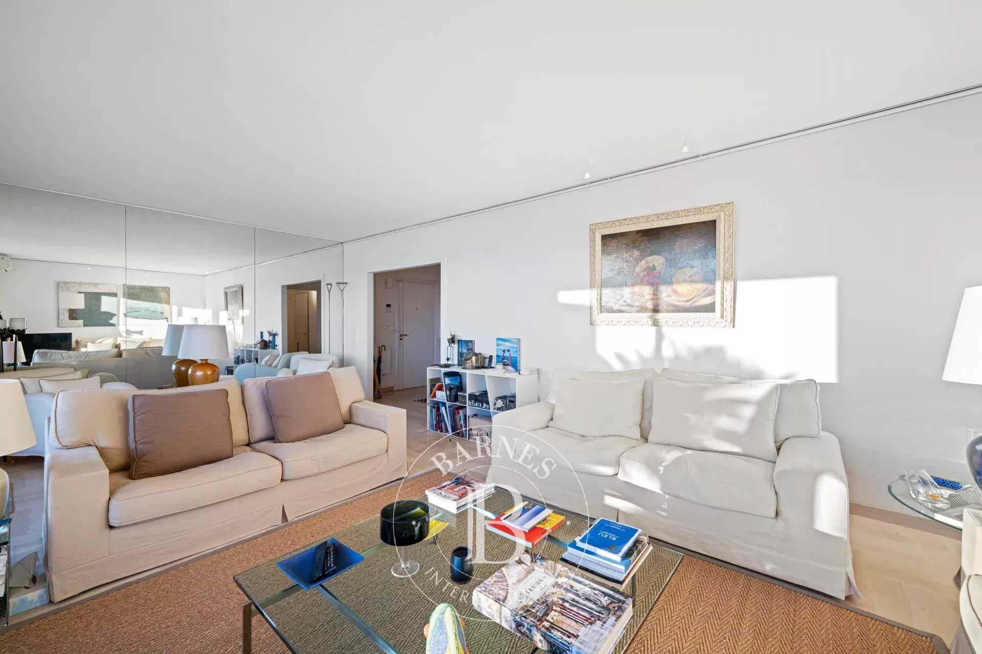 Nice  - Appartement 4 Pi&egrave;ces 3 Chambres