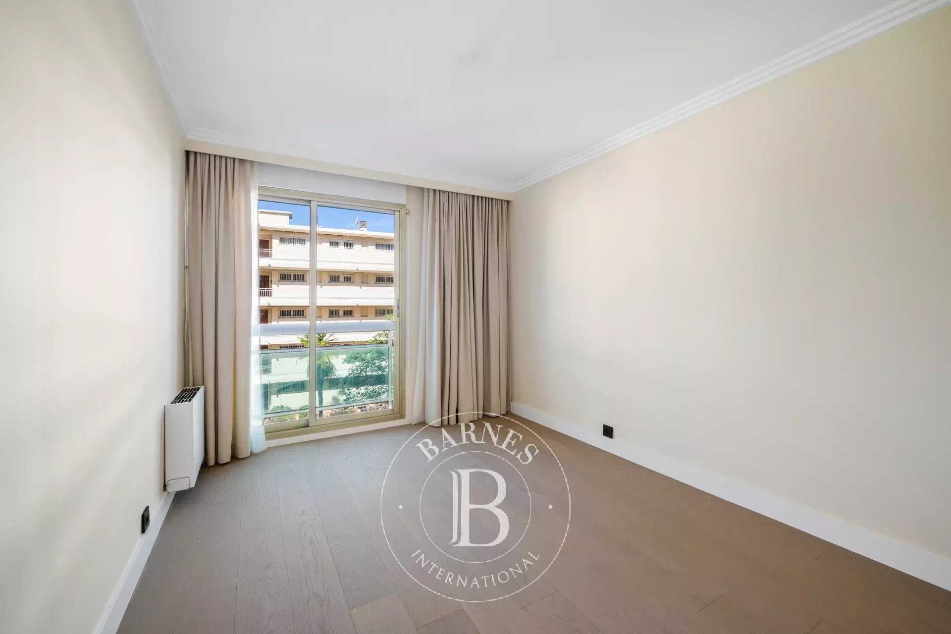 Nice  - Apartment 
