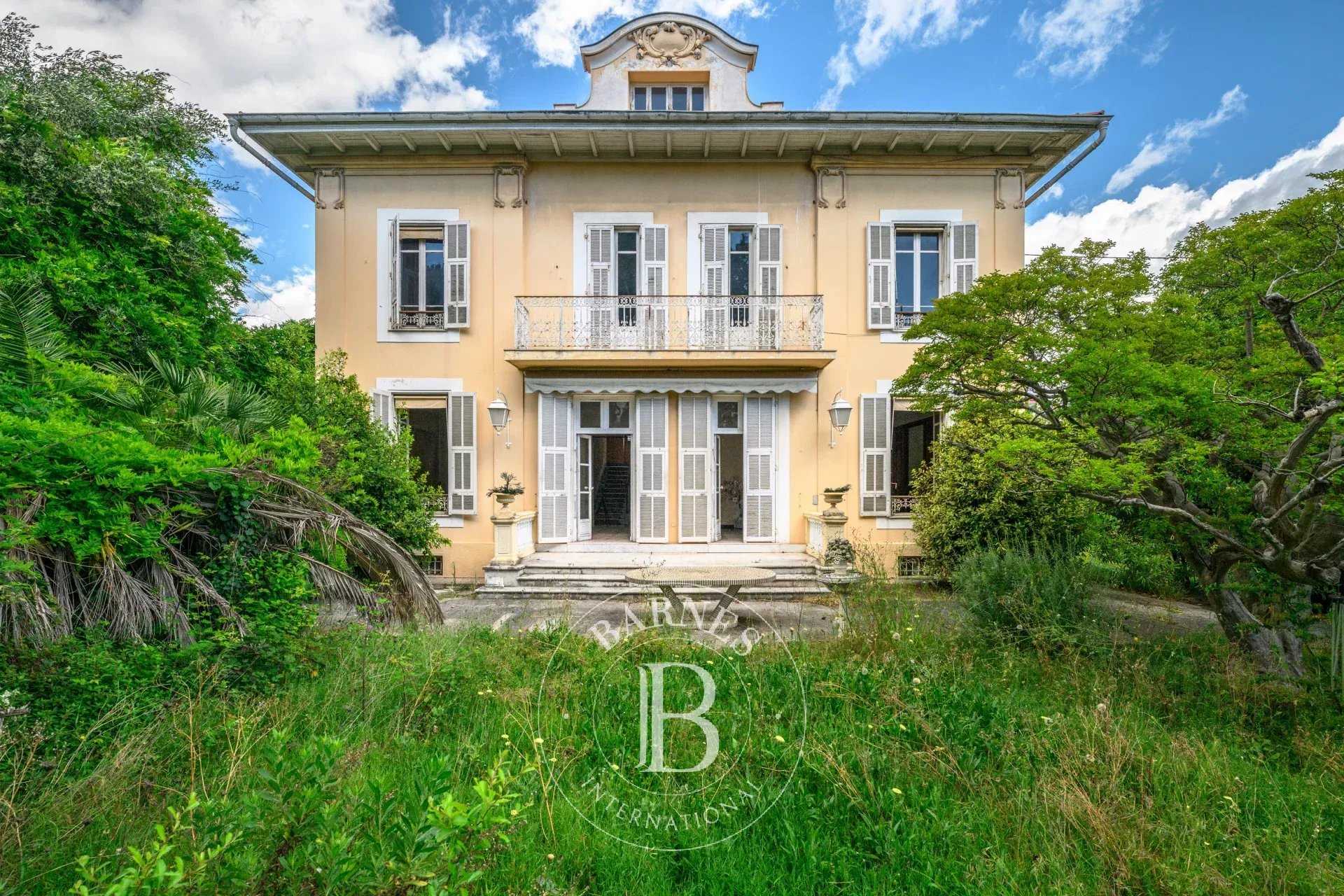 Nice  - Villa 7 Pi&egrave;ces, 1 Chambre