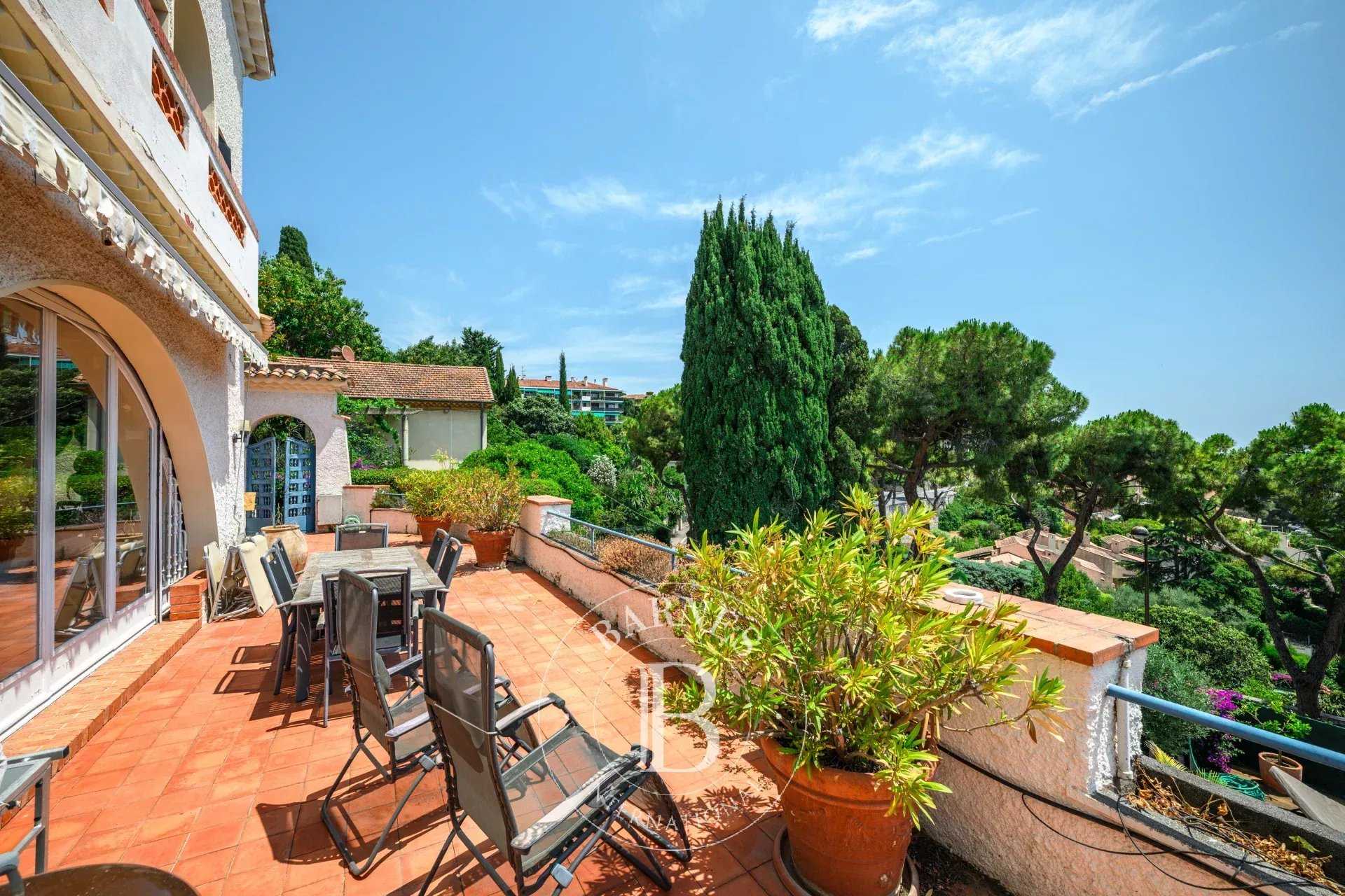 Villefranche-sur-Mer  - Appartement 4 Pièces 3 Chambres